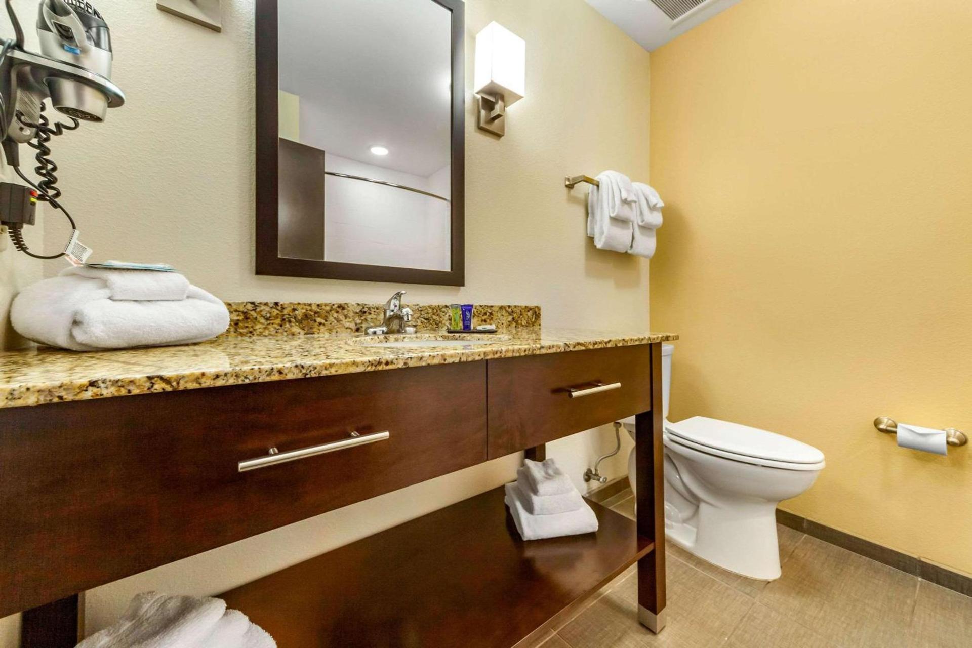 Sleep Inn & Suites Lincoln University Area photo 34