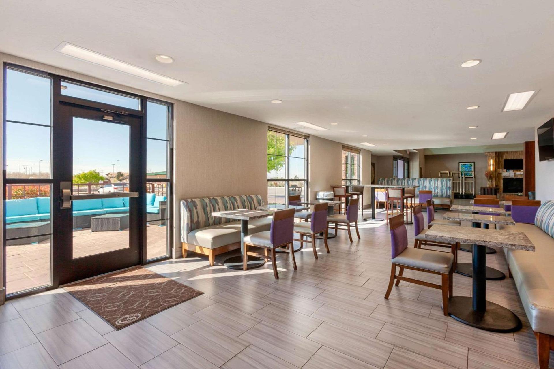 Comfort Suites of Las Cruces I-25 North photo 41