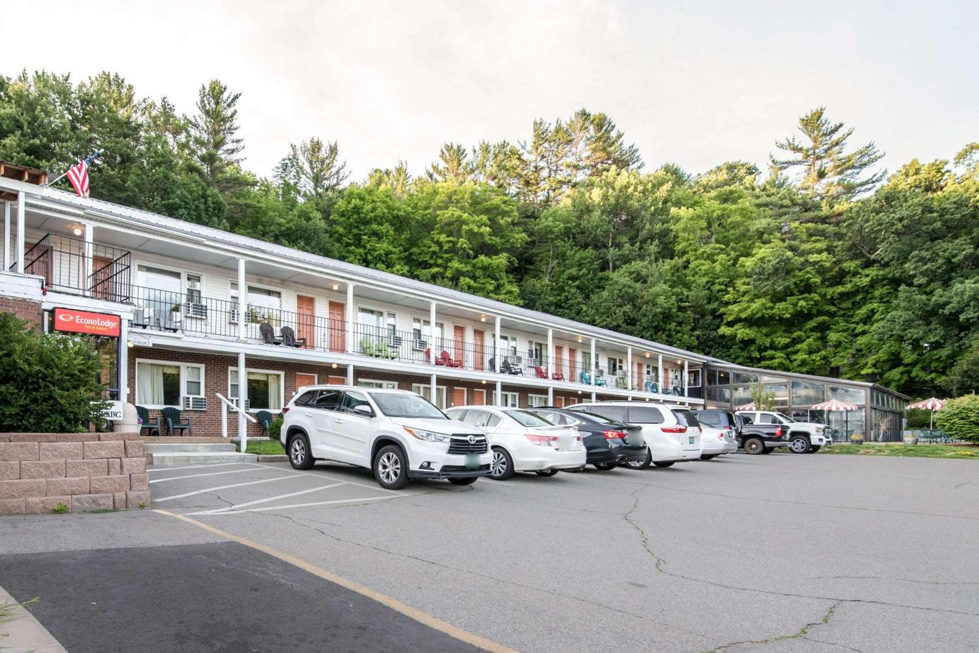 TiltonLodge Inn & Suites — hotel in Tilton