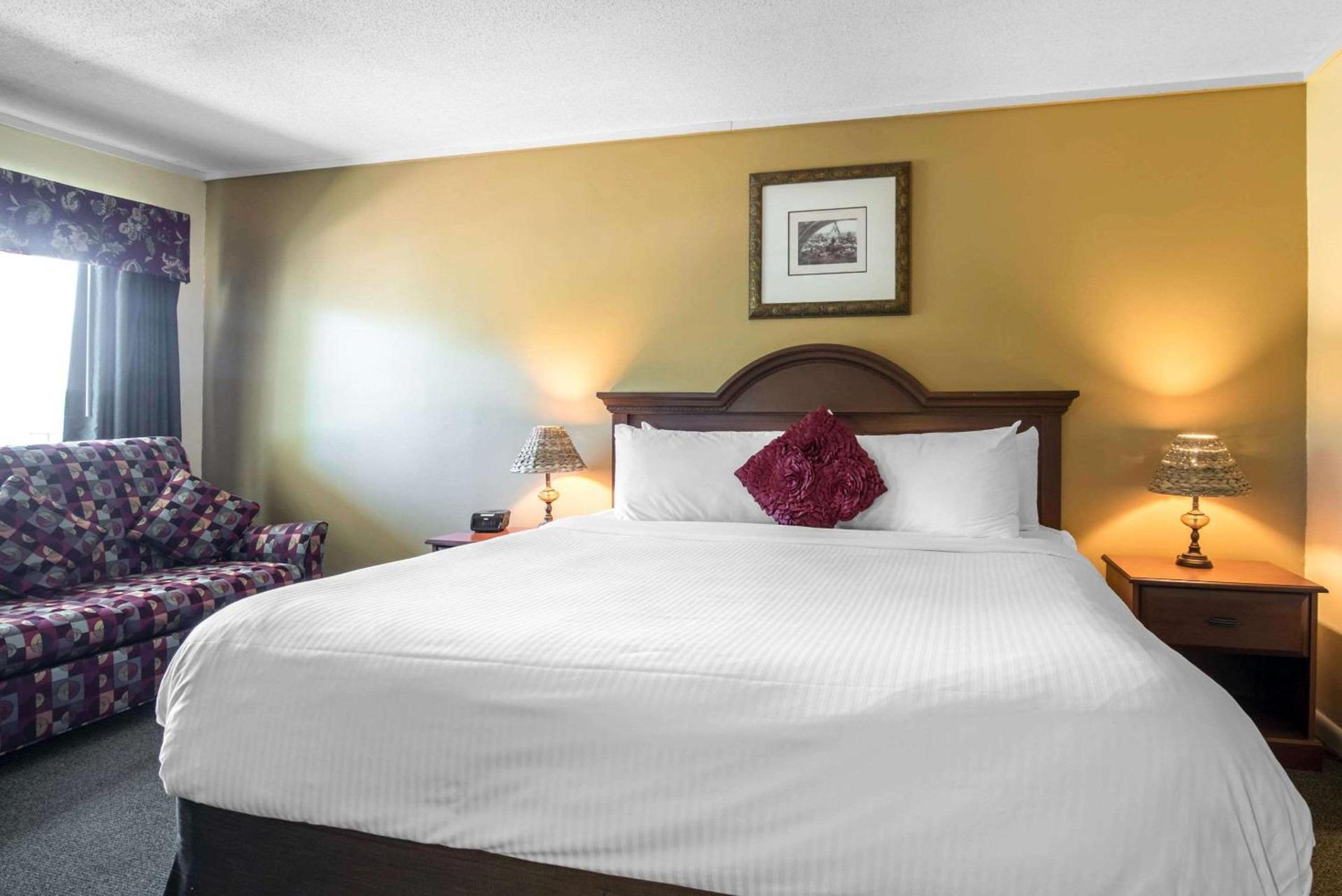 TiltonLodge Inn & Suites photo 23