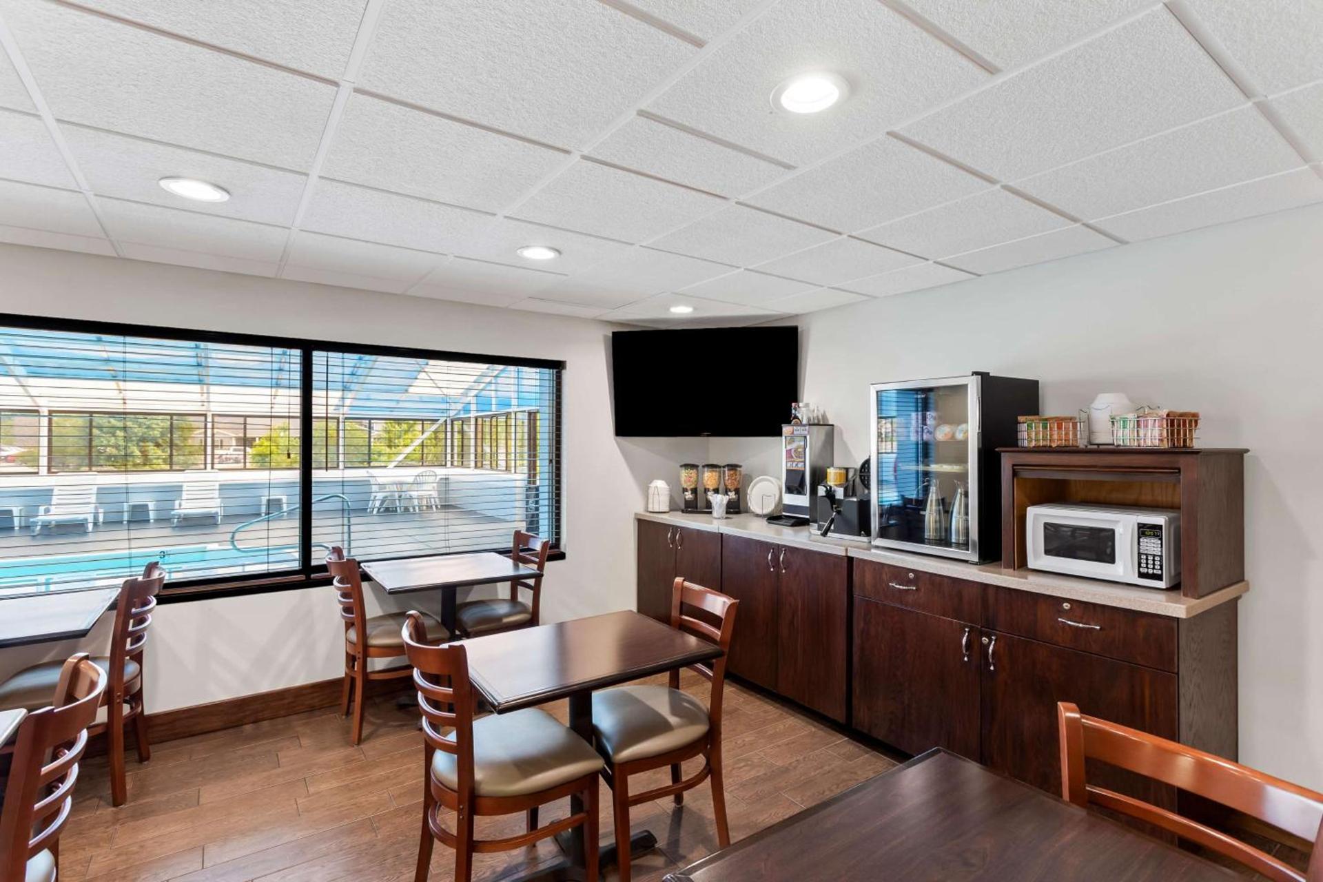 SureStay by Best Western Grayson photo 7