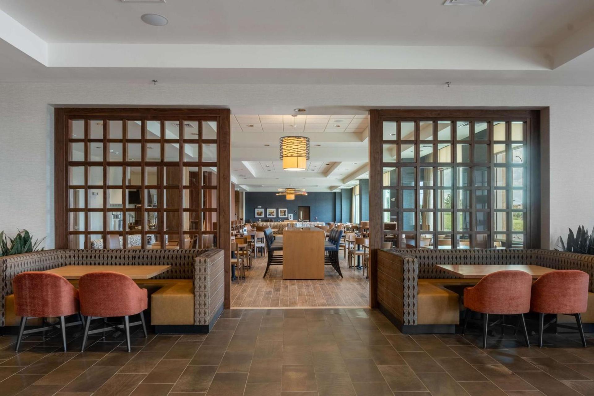 Drury Plaza Hotel Dallas Arlington photo 6