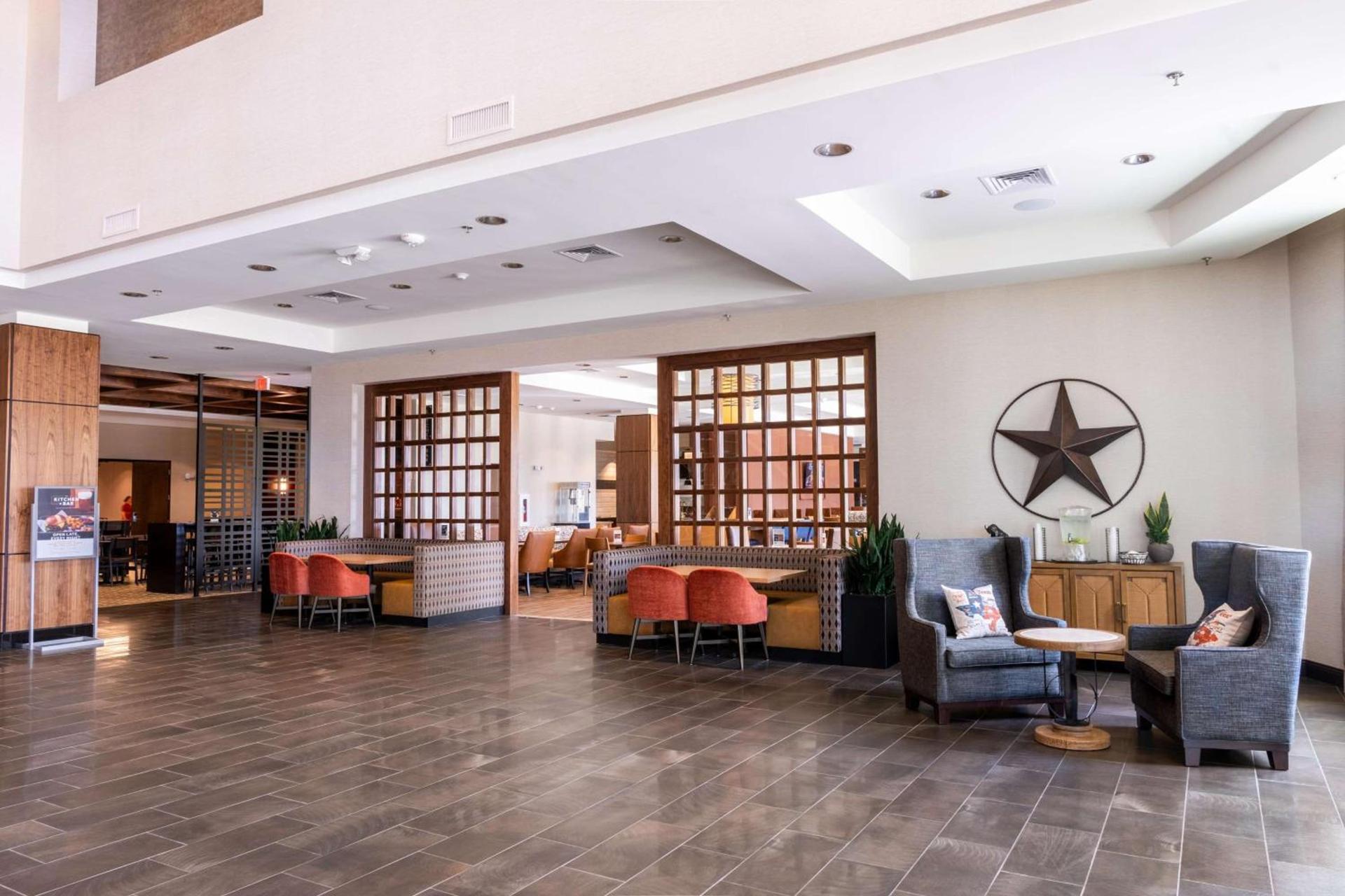 Drury Plaza Hotel Dallas Arlington photo 7