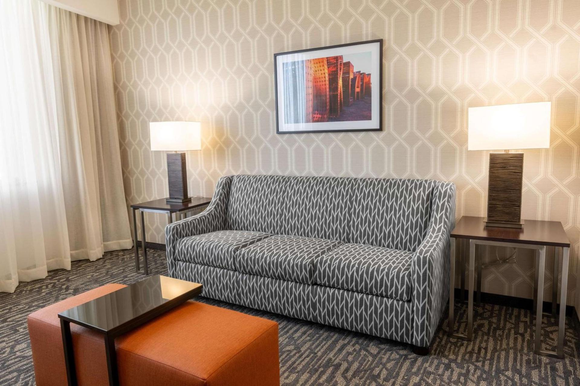 Drury Plaza Hotel Dallas Arlington photo 18