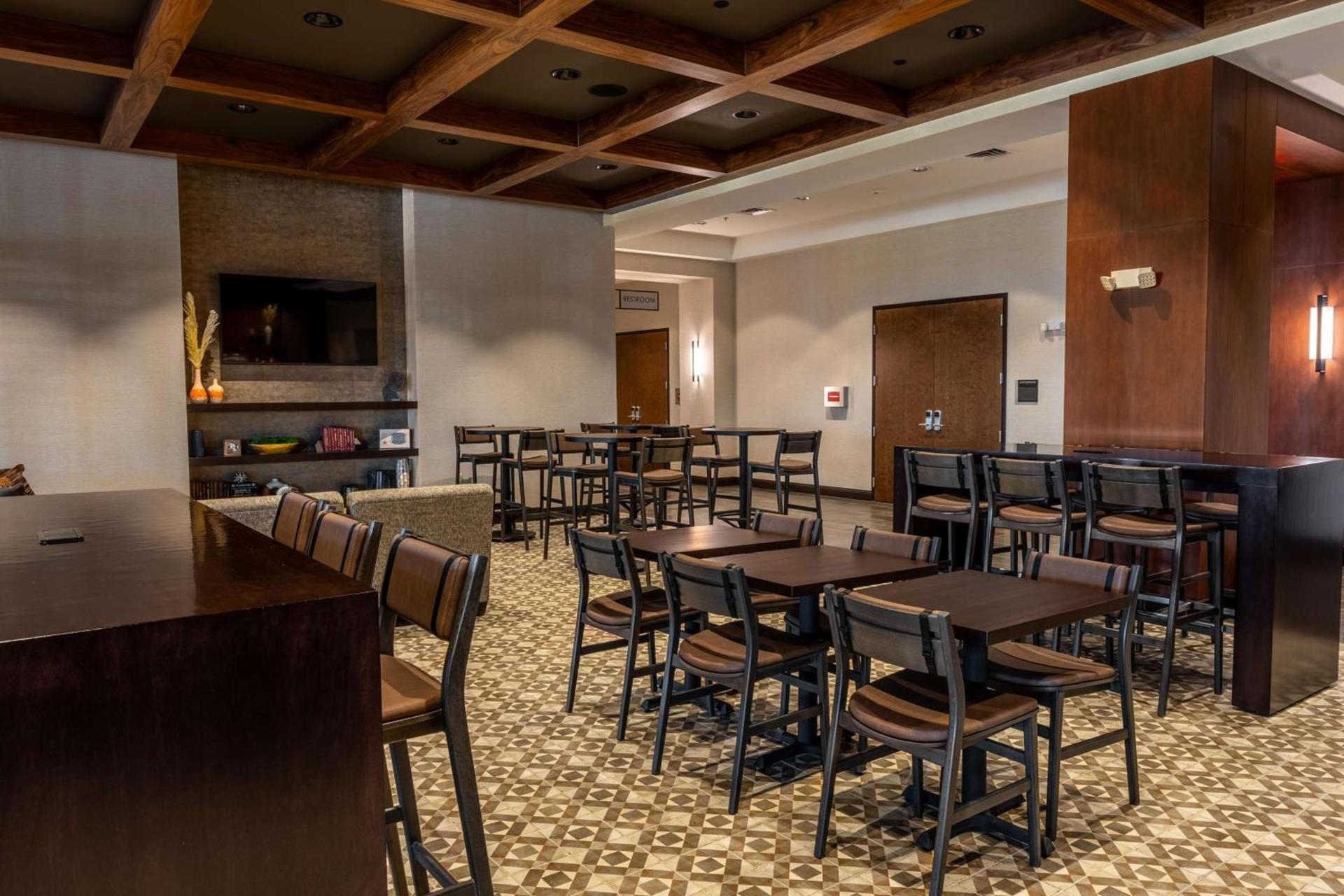 Drury Plaza Hotel Dallas Arlington photo 40