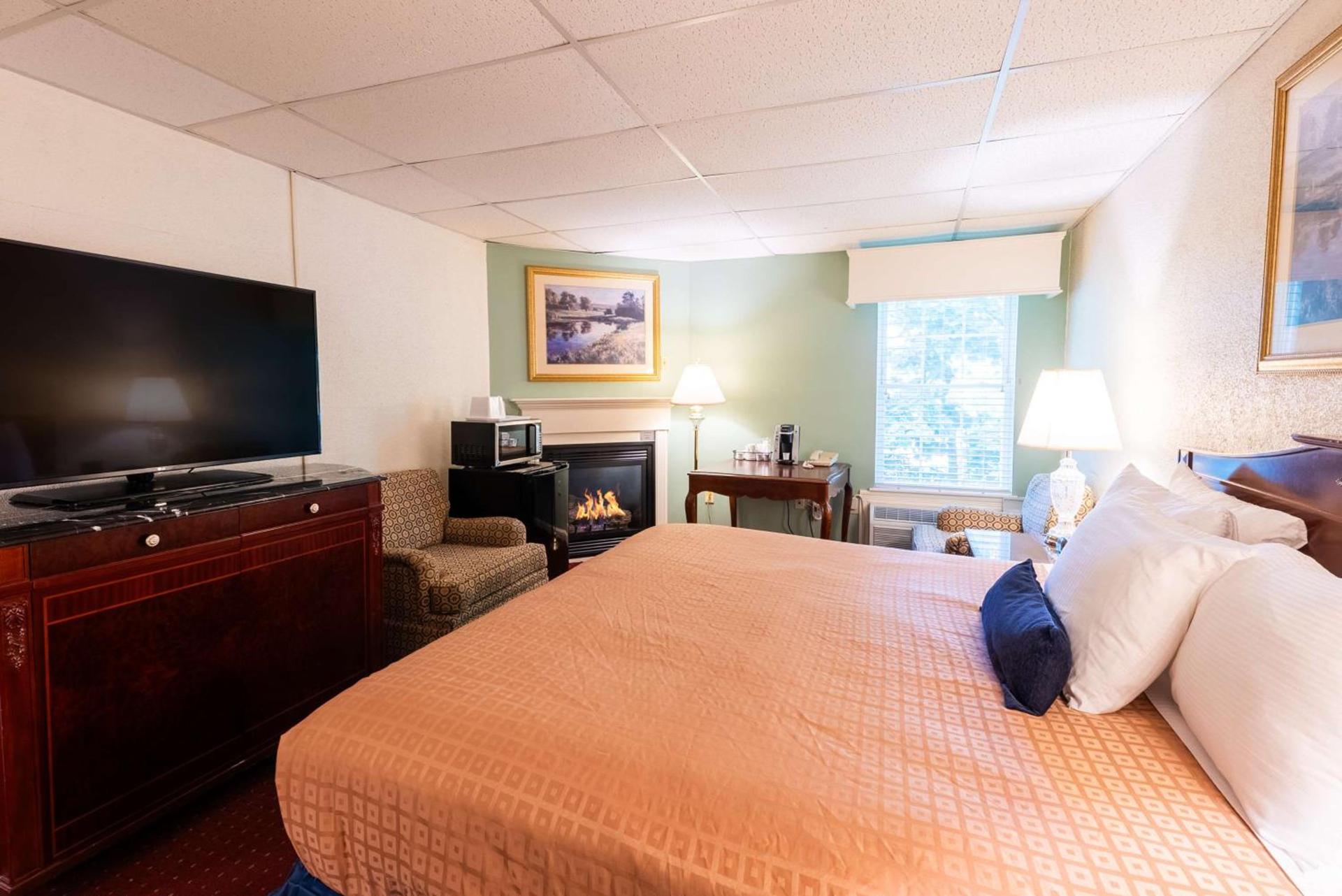 Fireside Inn and Suites Bangor photo 54