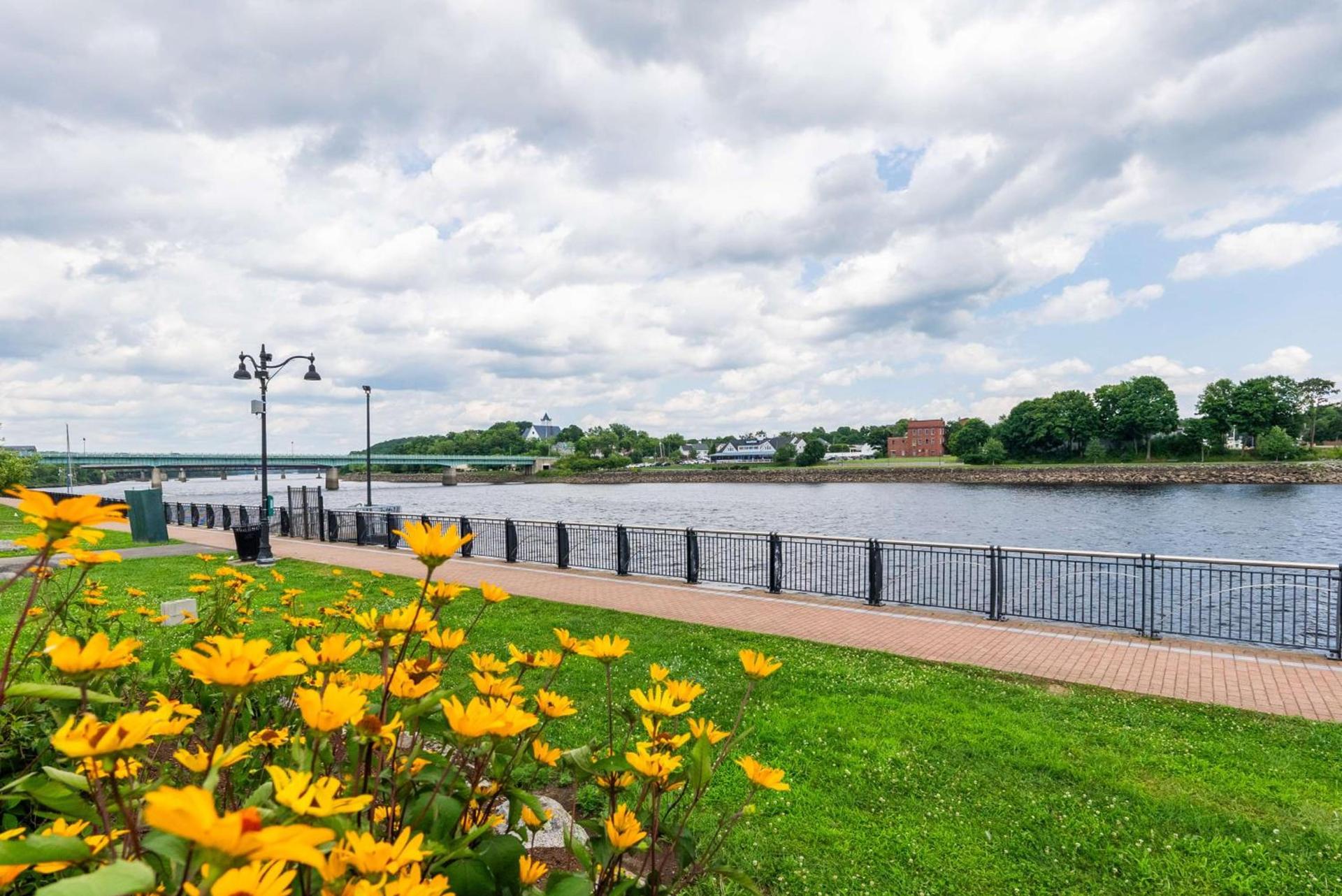 Fireside Inn and Suites Bangor photo 17