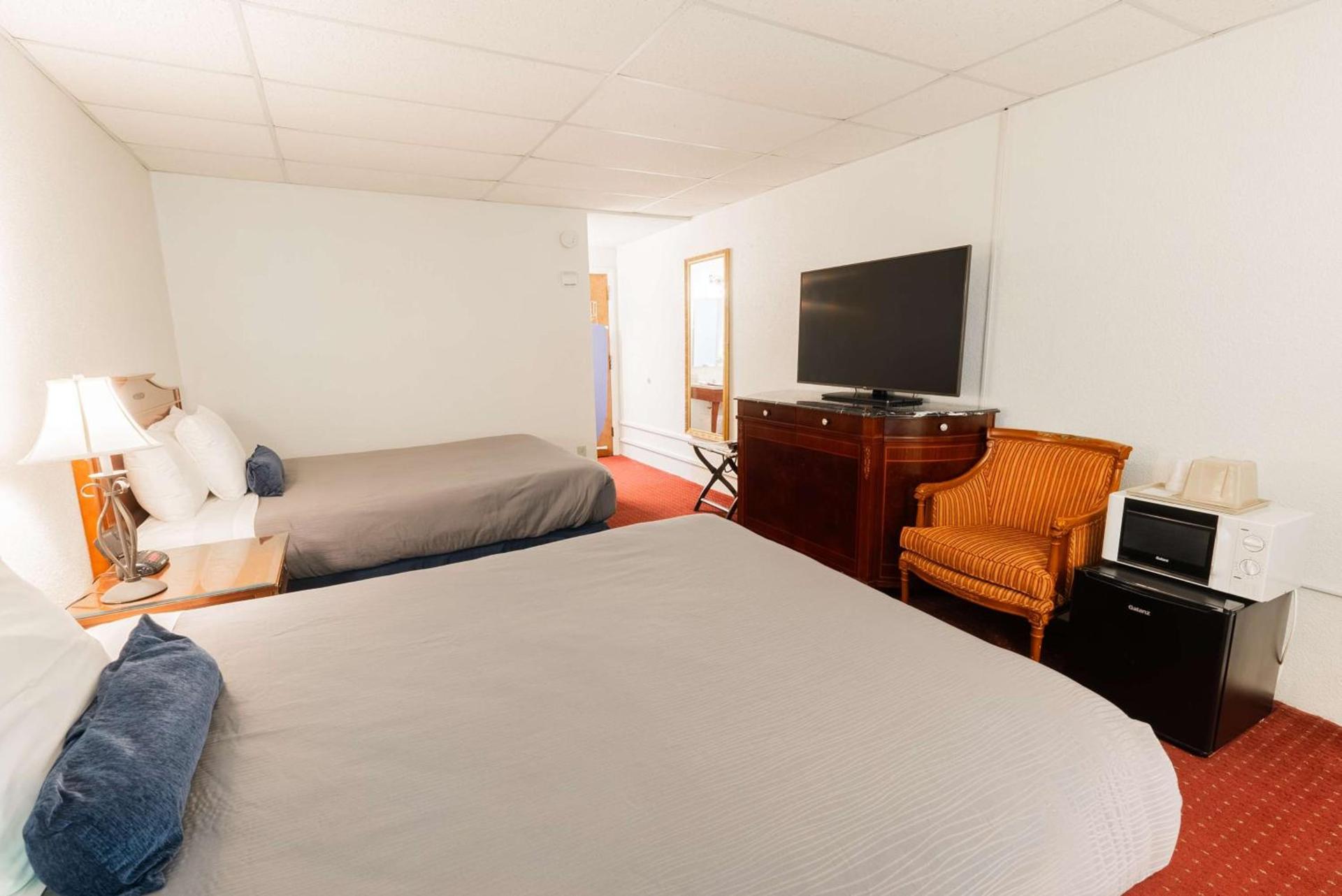 Fireside Inn and Suites Bangor photo 28