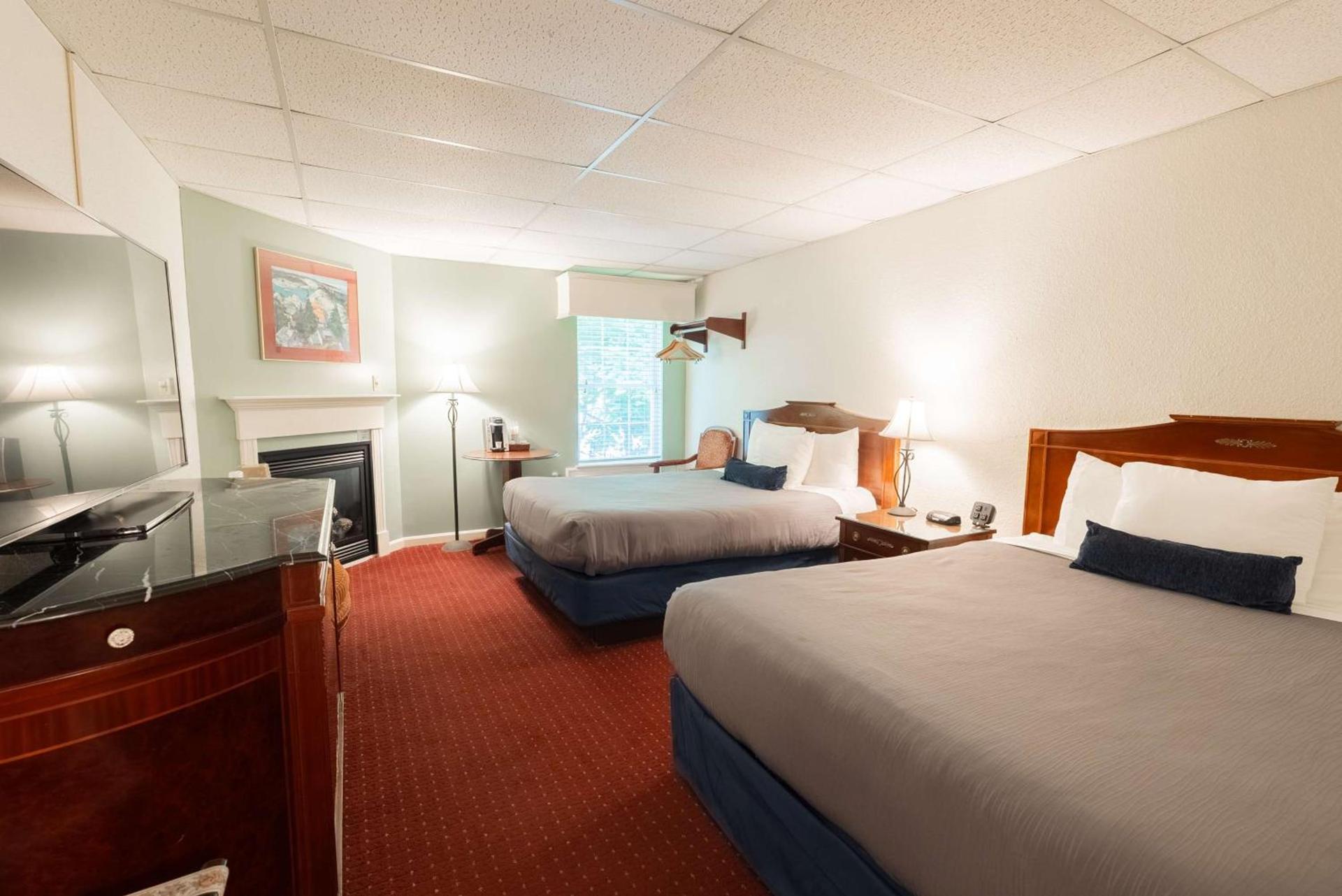 Fireside Inn and Suites Bangor photo 32