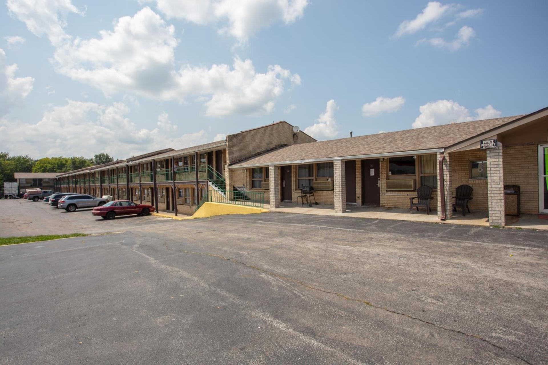 Glenstone place extended stay motel photo 27