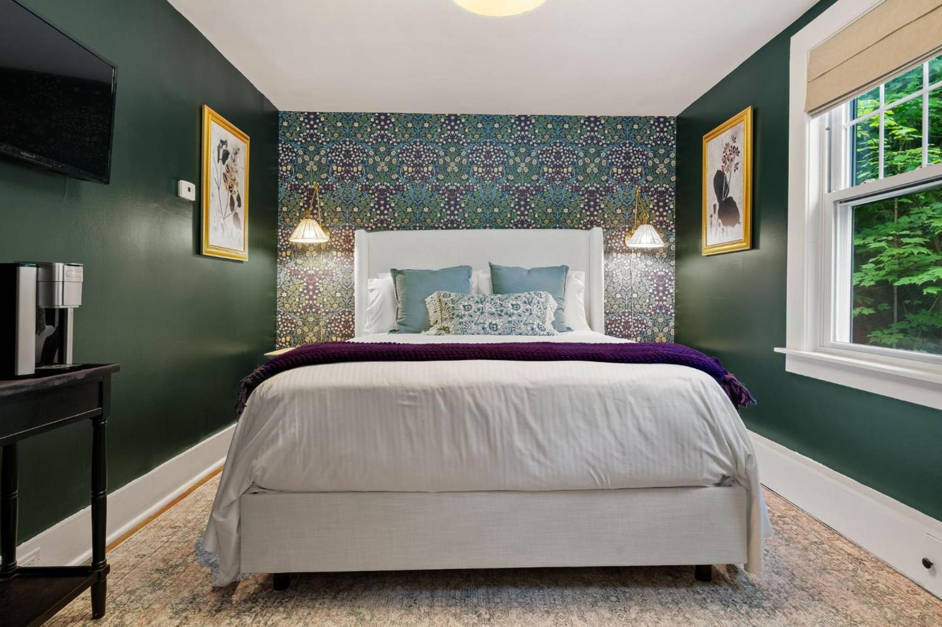 The Aurora Inn & Cottages photo 12