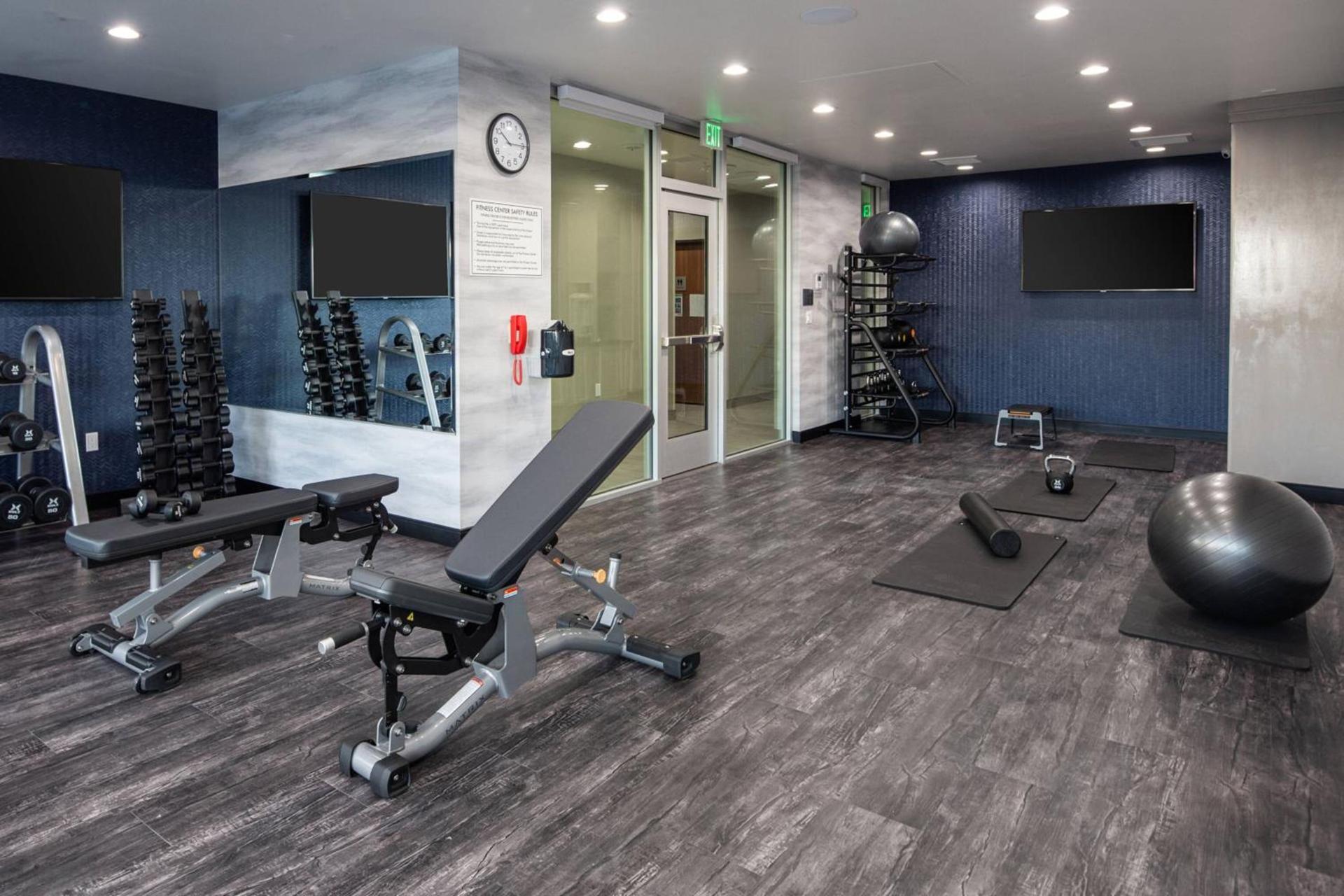 Fairfield by Marriott Inn & Suites Anaheim Los Alamitos photo 51