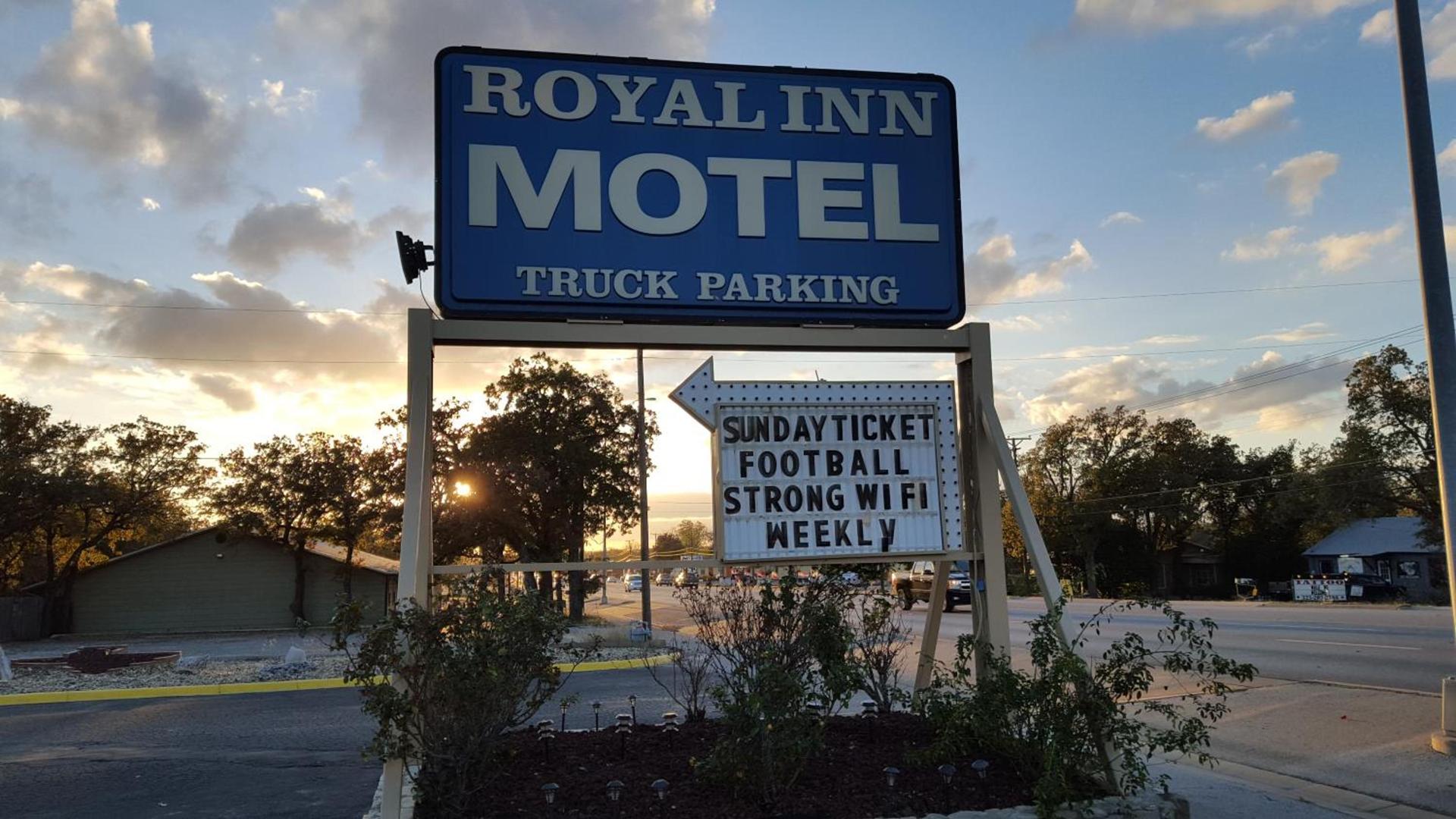 Royal Inn photo 26