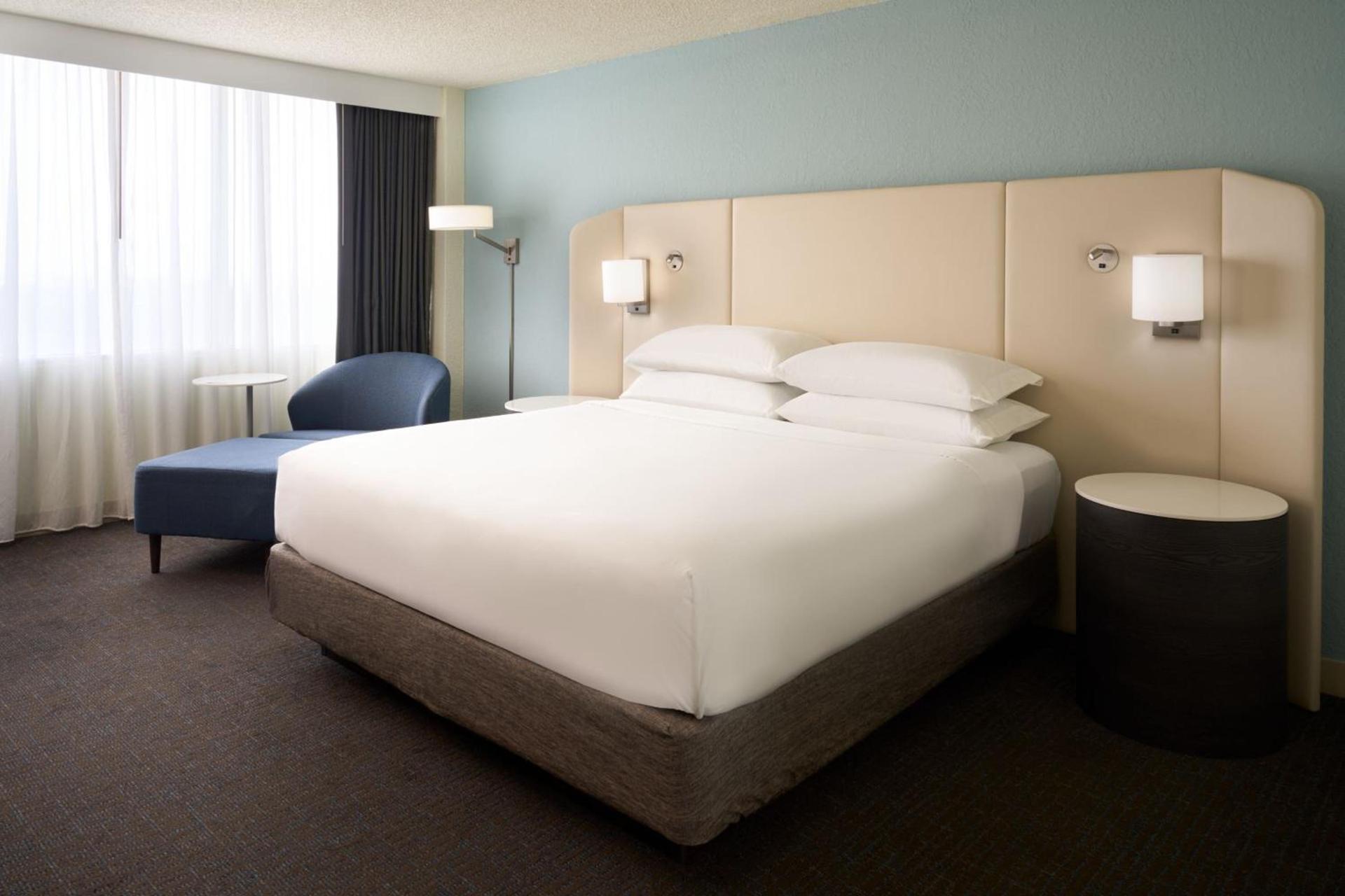 Delta Hotels by Marriott West Palm Beach photo 9