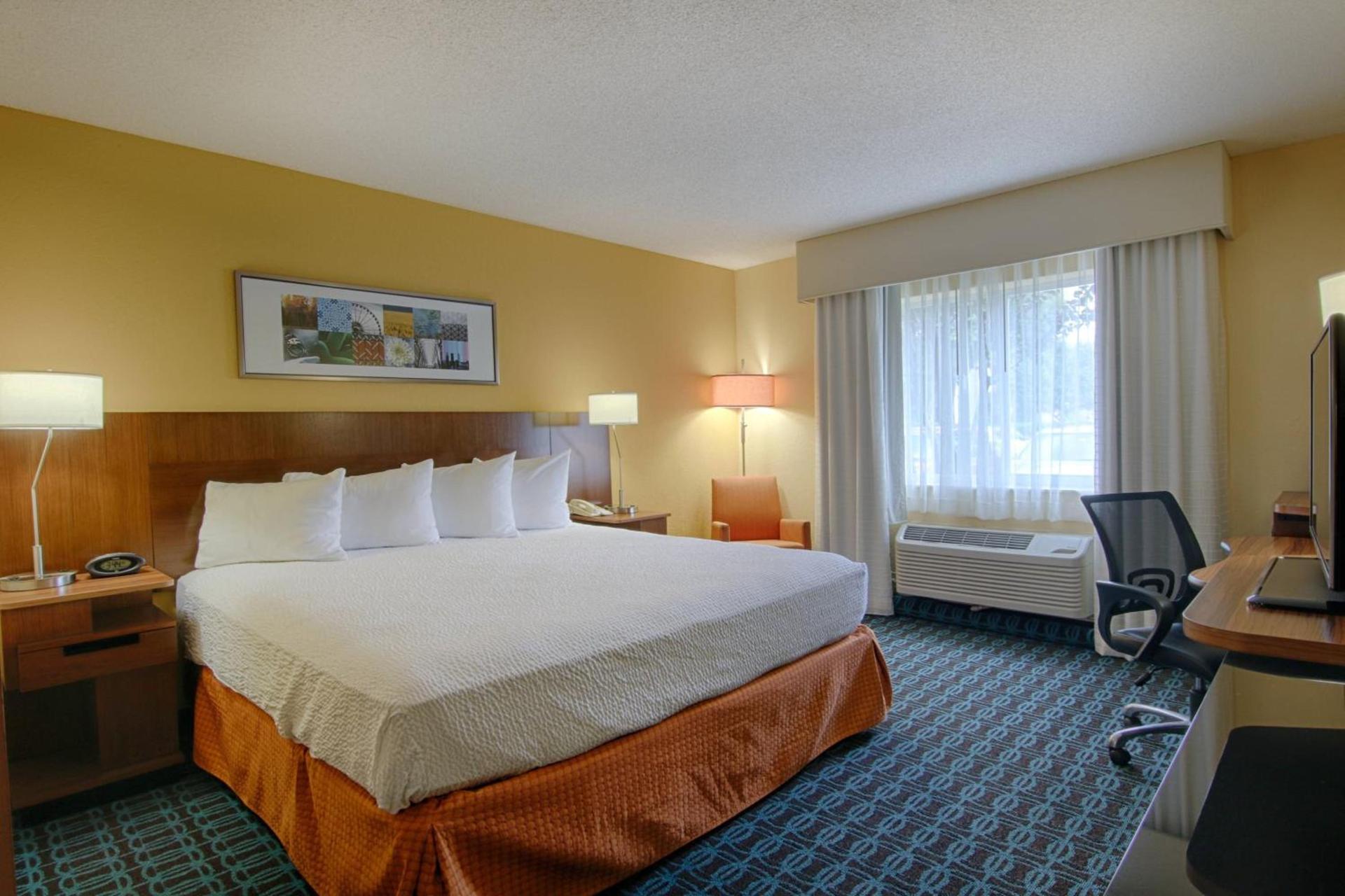 Fairfield Inn & Suites Jacksonville Airport photo 7