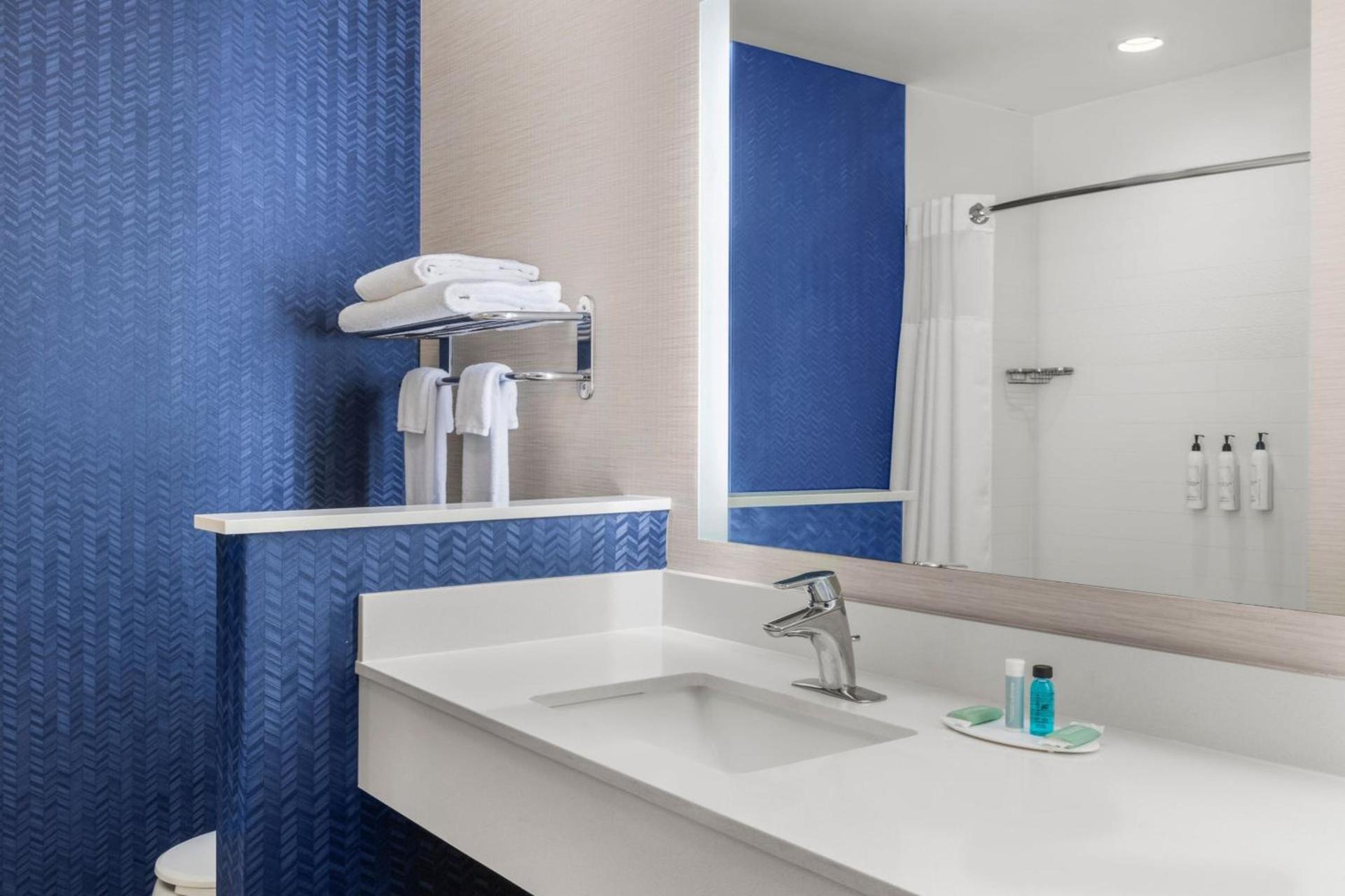 Fairfield Inn & Suites by Marriott Alexandria photo 19