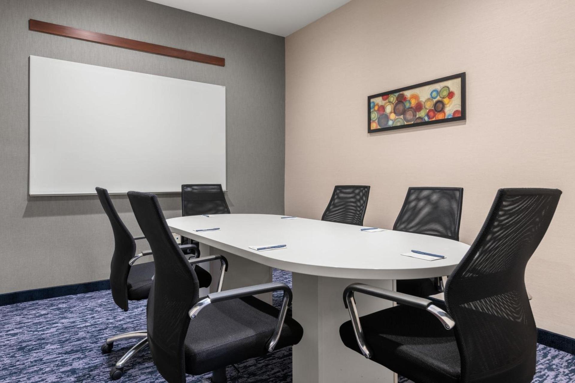 Fairfield Inn & Suites by Marriott Alexandria photo 38