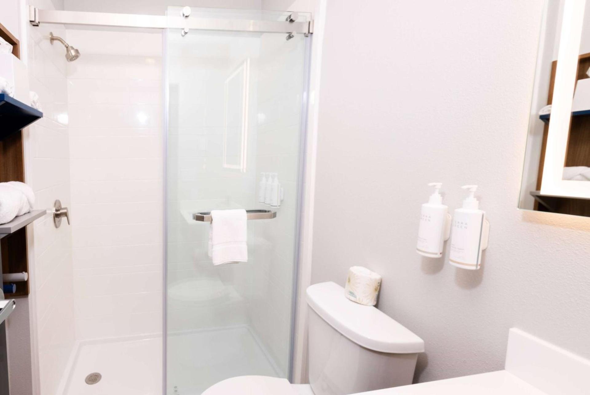 Microtel Inn & Suites by Wyndham Olean photo 20