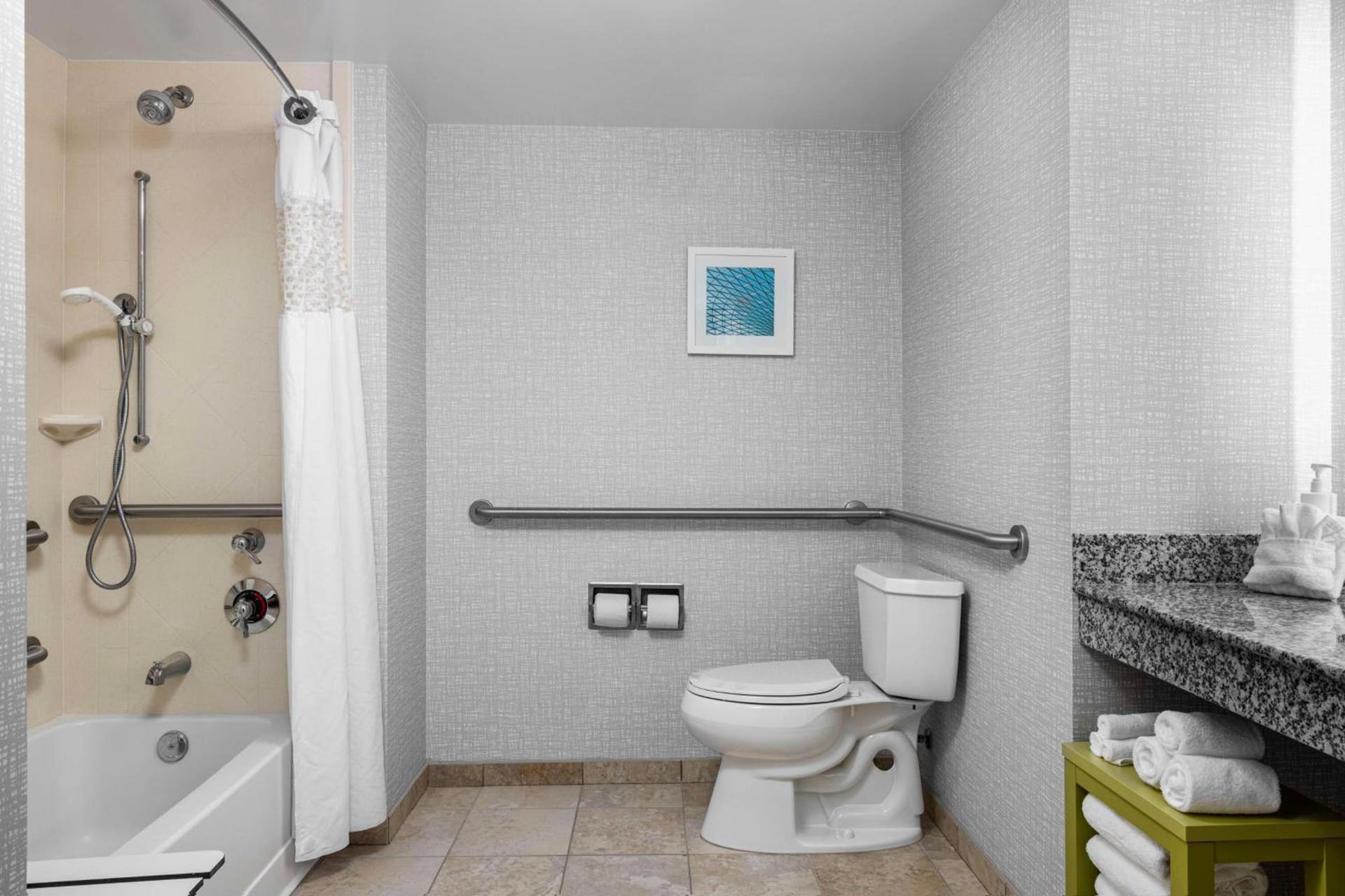 Hampton Inn & Suites Birmingham/280 East-Eagle Point photo 12