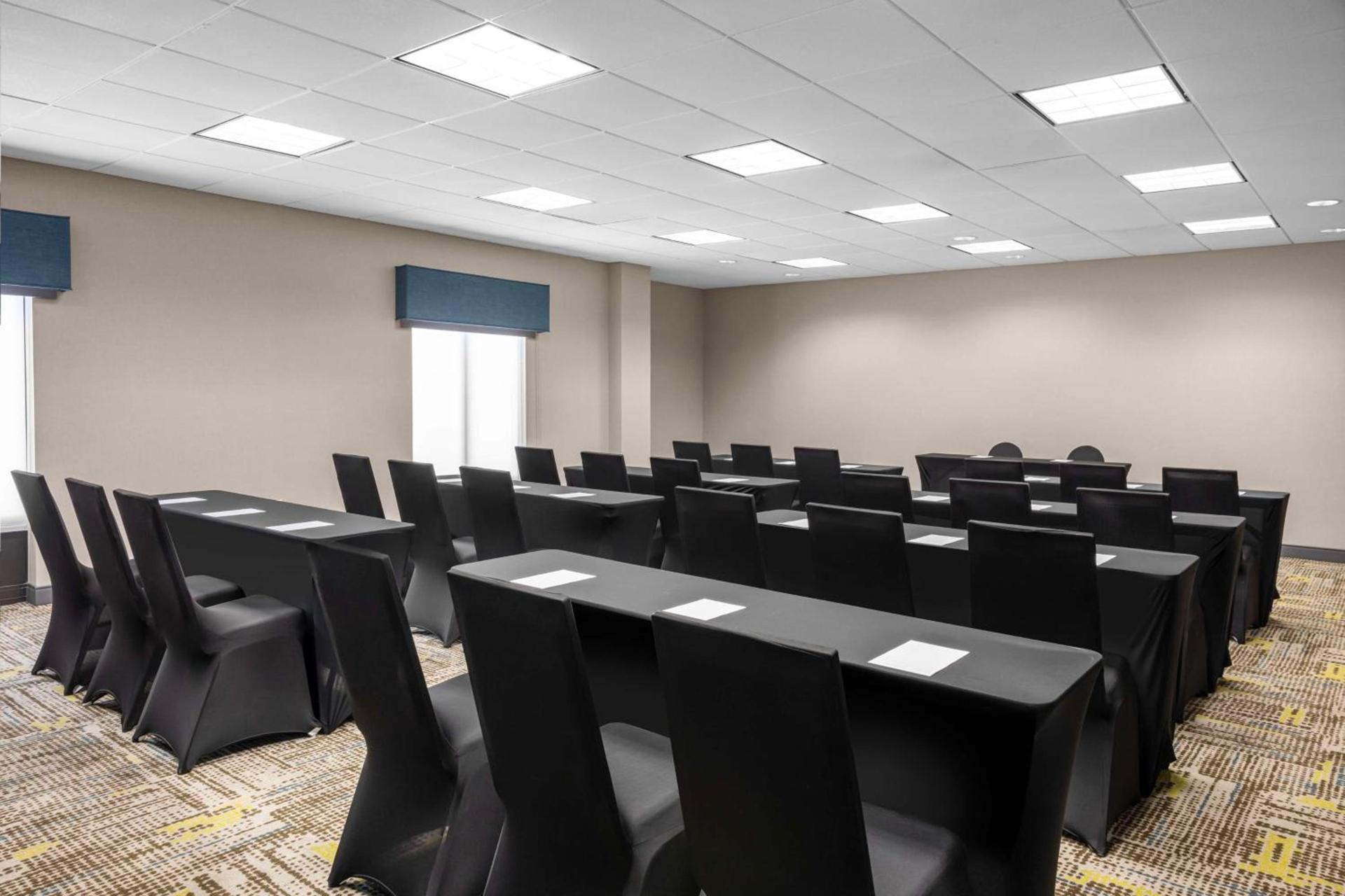 Hampton Inn & Suites Birmingham/280 East-Eagle Point photo 29