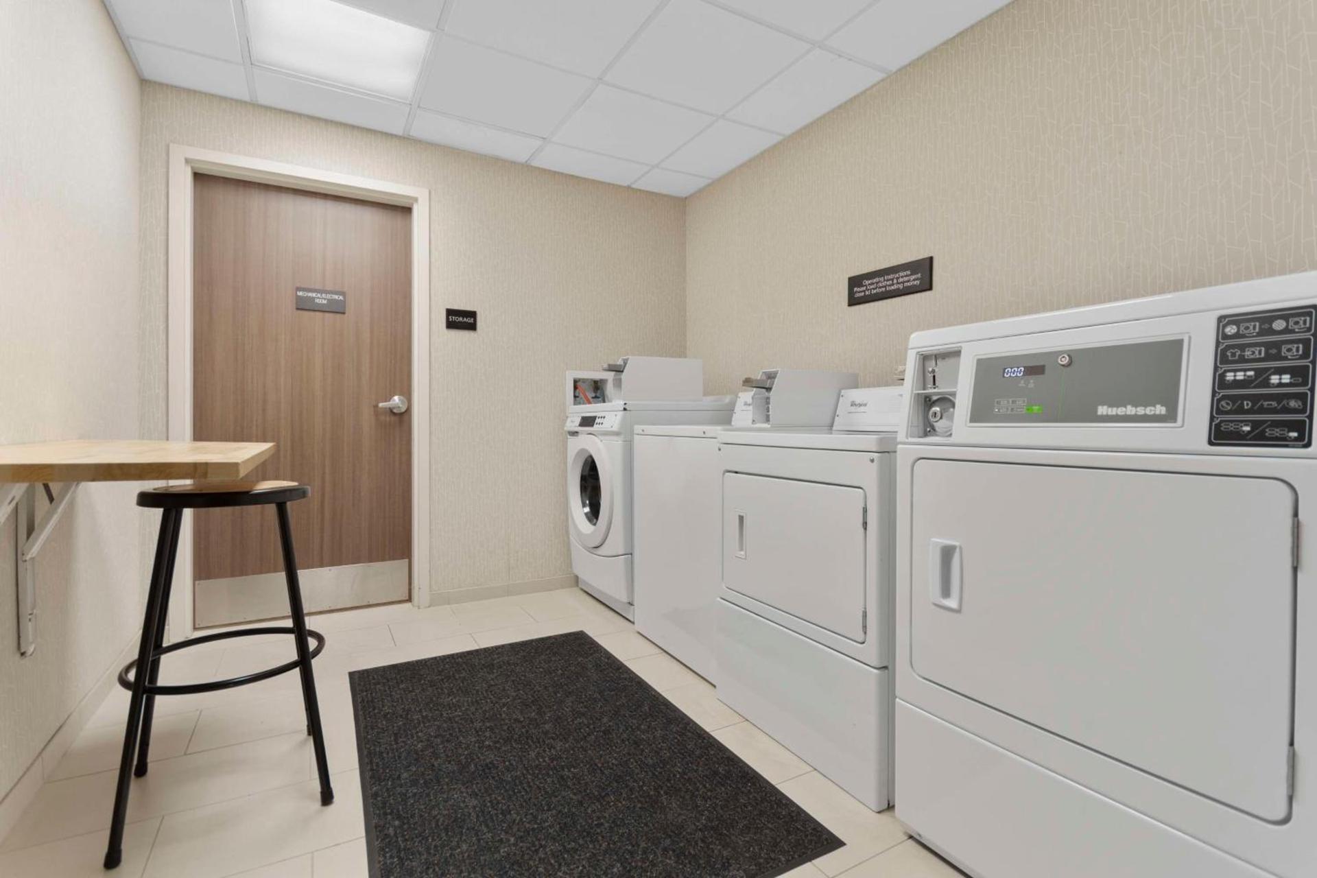 Hampton Inn & Suites by Hilton Columbus Scioto Downs photo 57