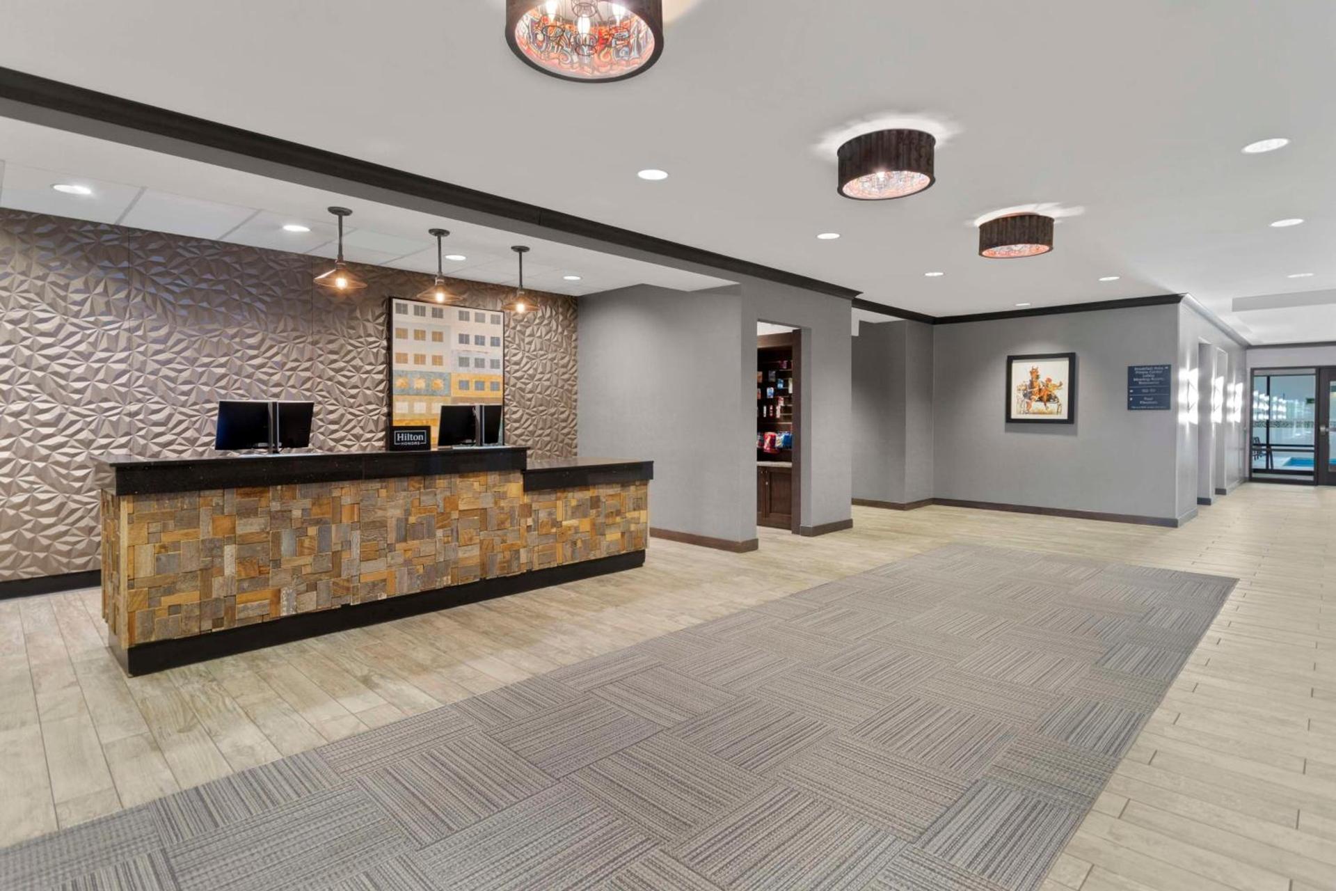 Hampton Inn & Suites by Hilton Columbus Scioto Downs photo 5