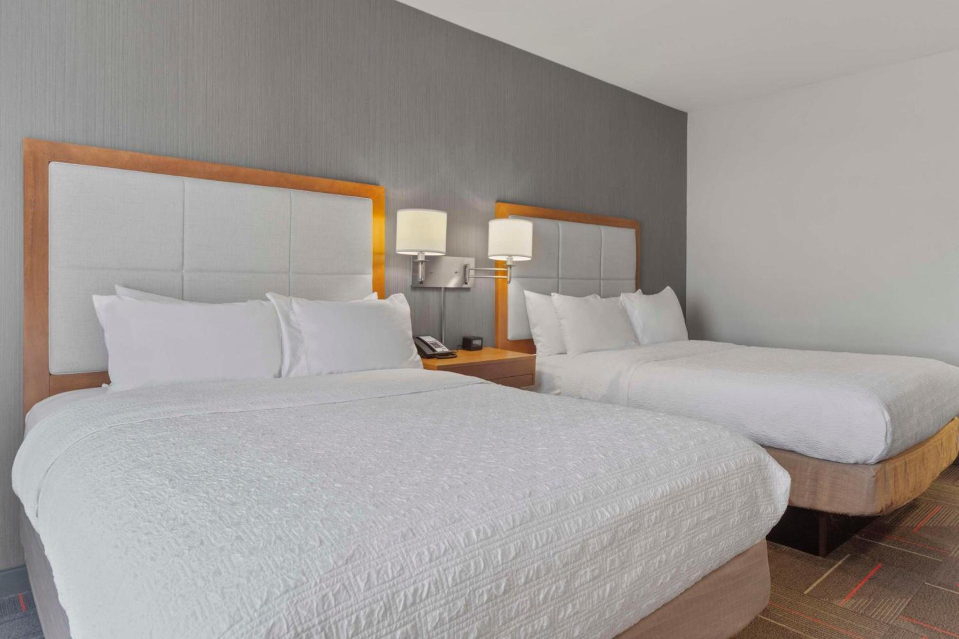 Hampton Inn & Suites by Hilton Columbus Scioto Downs photo 37