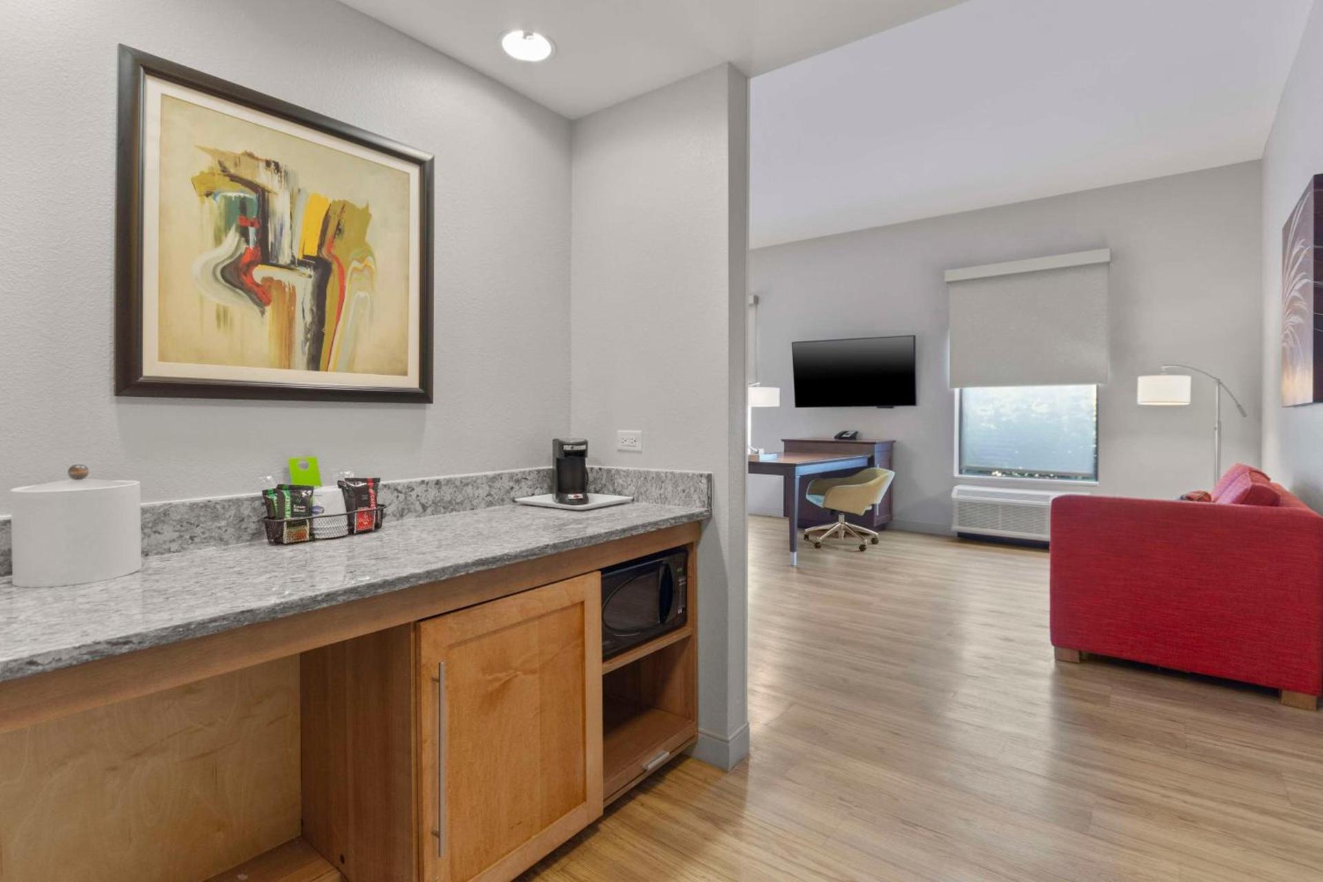 Hampton Inn & Suites by Hilton Columbus Scioto Downs photo 50