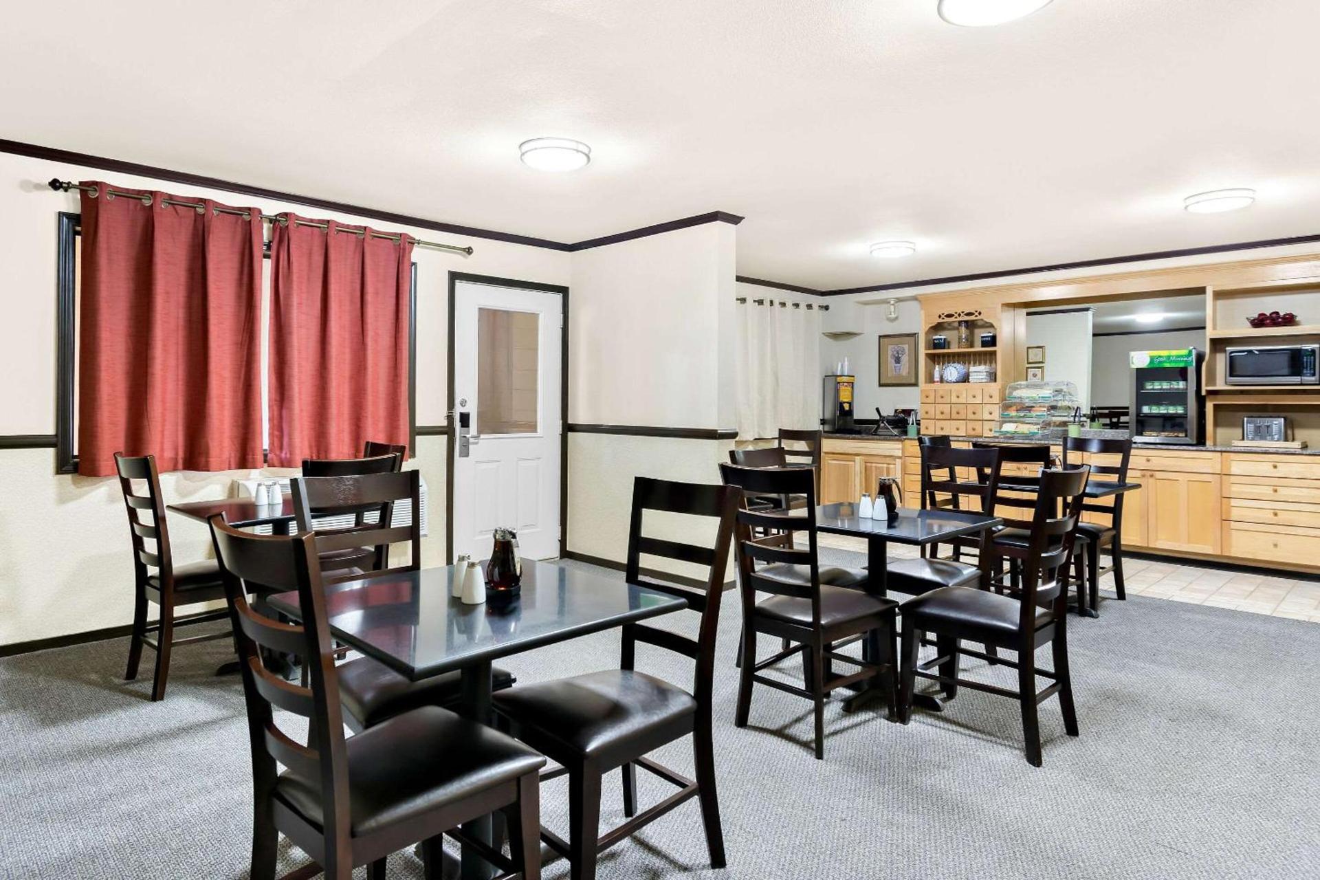Quality Inn Mount Vernon photo 33