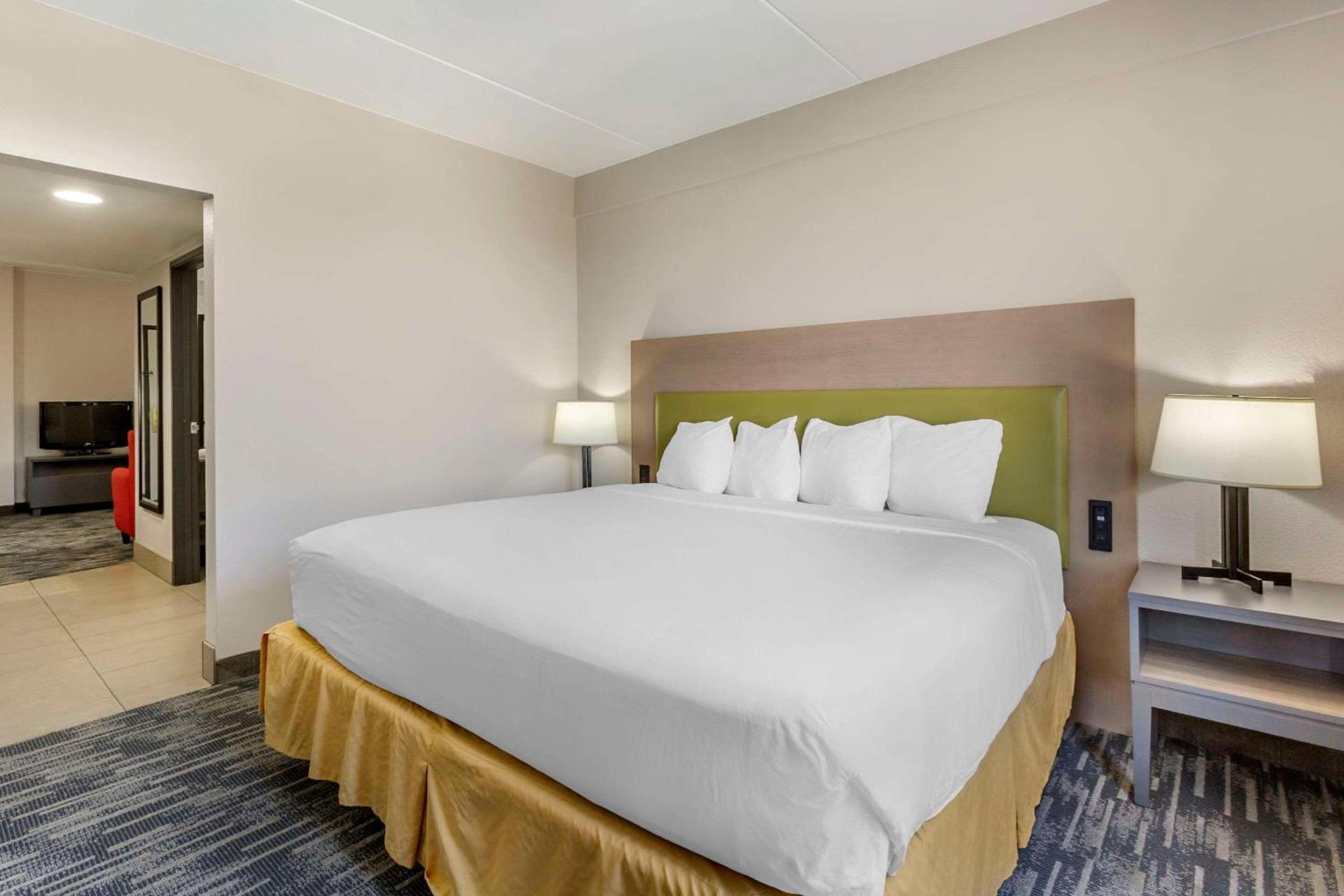 Country Inn & Suites by Radisson, Mesa, AZ photo 8