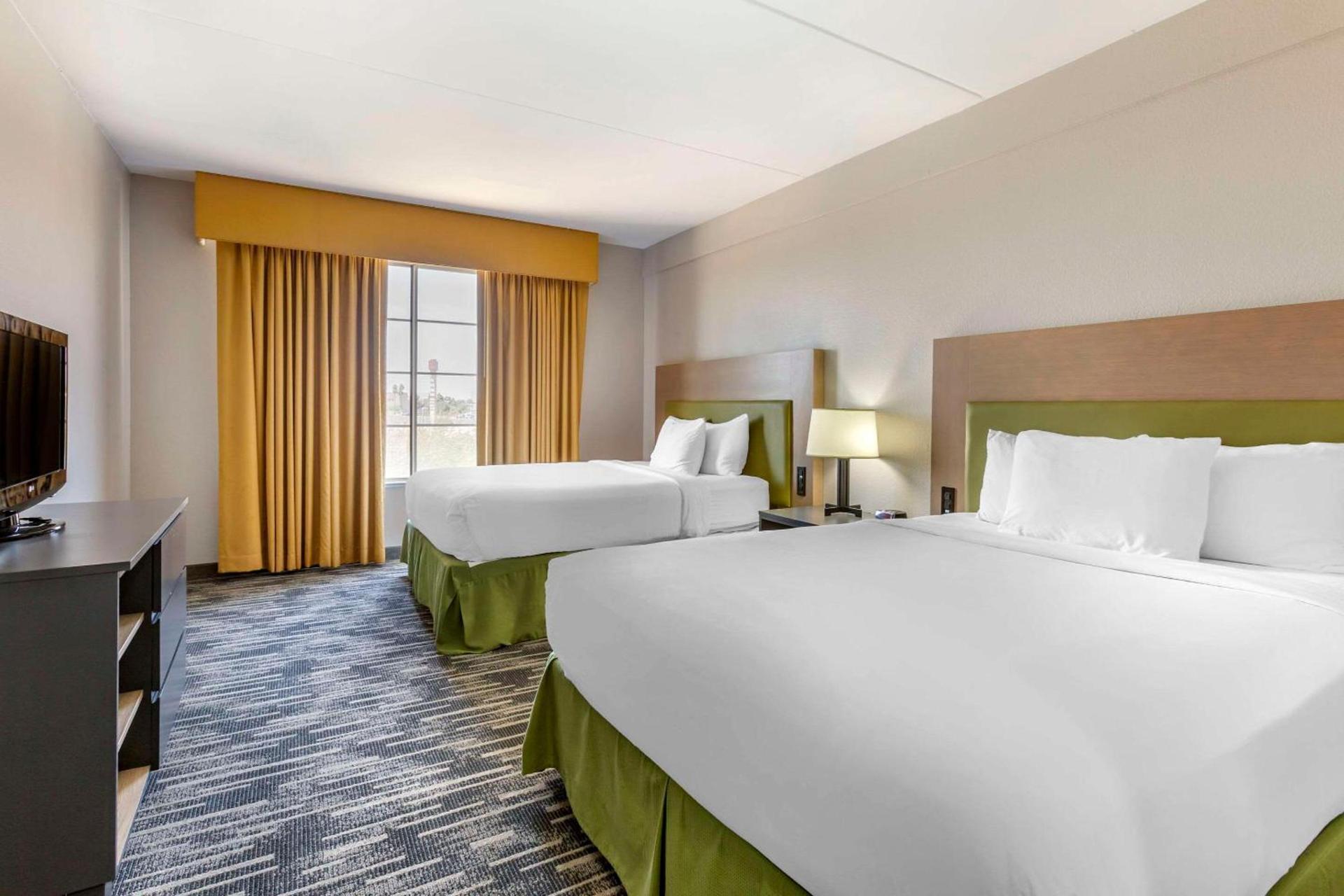 Country Inn & Suites by Radisson, Mesa, AZ photo 34