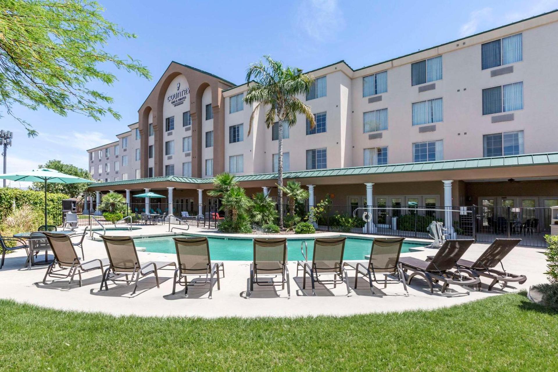 Country Inn & Suites by Radisson, Mesa, AZ photo 18