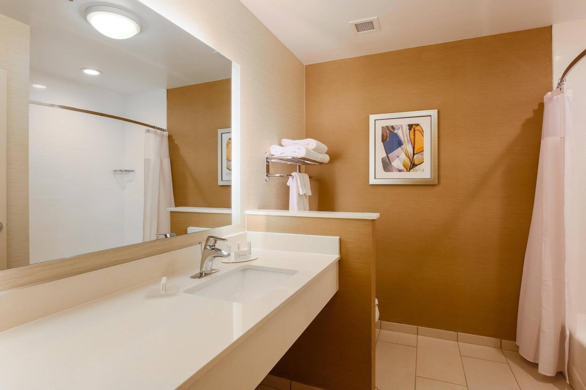 Fairfield Inn & Suites by Marriott Alexandria photo 16