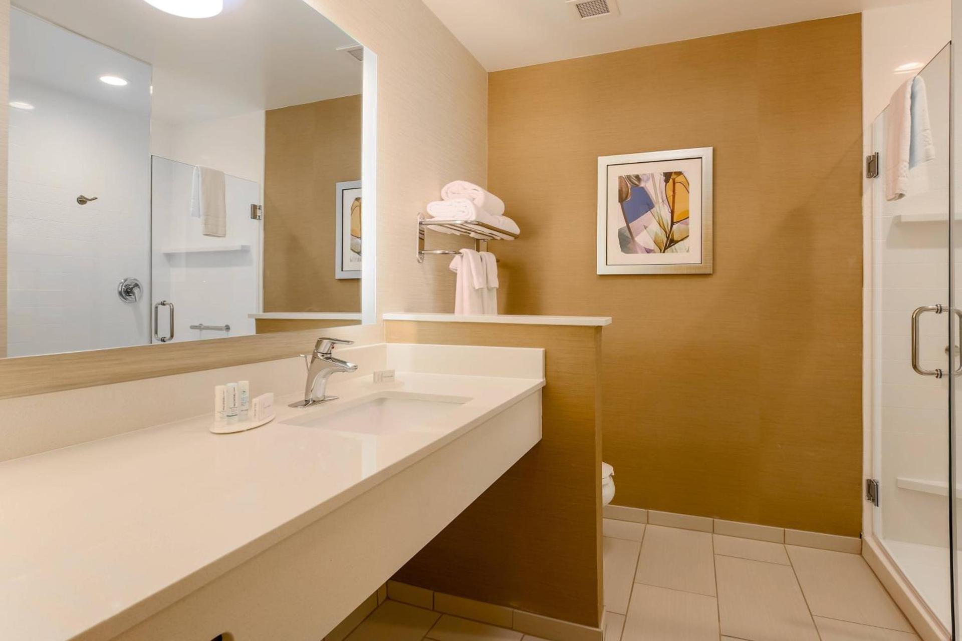 Fairfield Inn & Suites by Marriott Alexandria photo 17