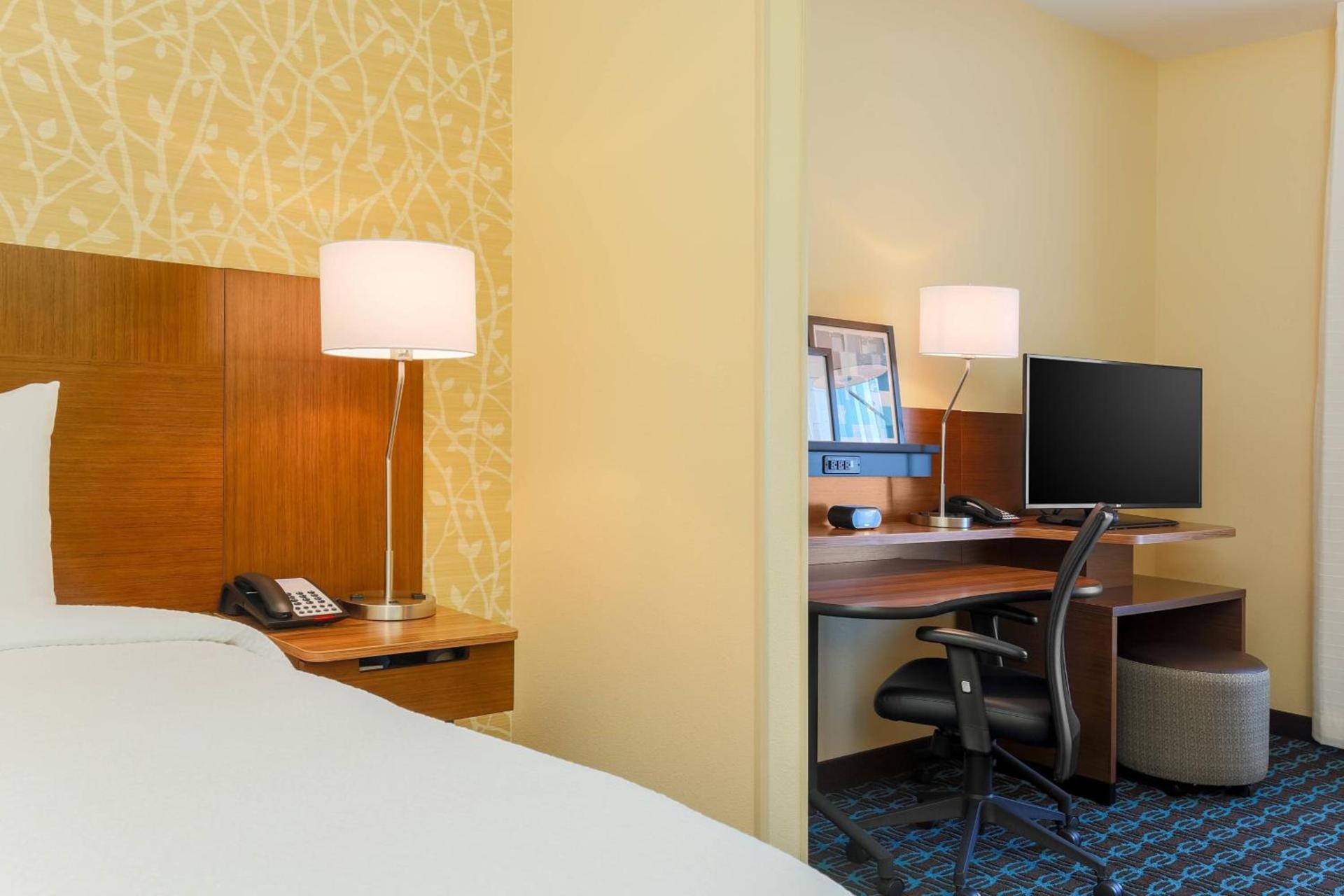 Fairfield Inn & Suites by Marriott Alexandria photo 26