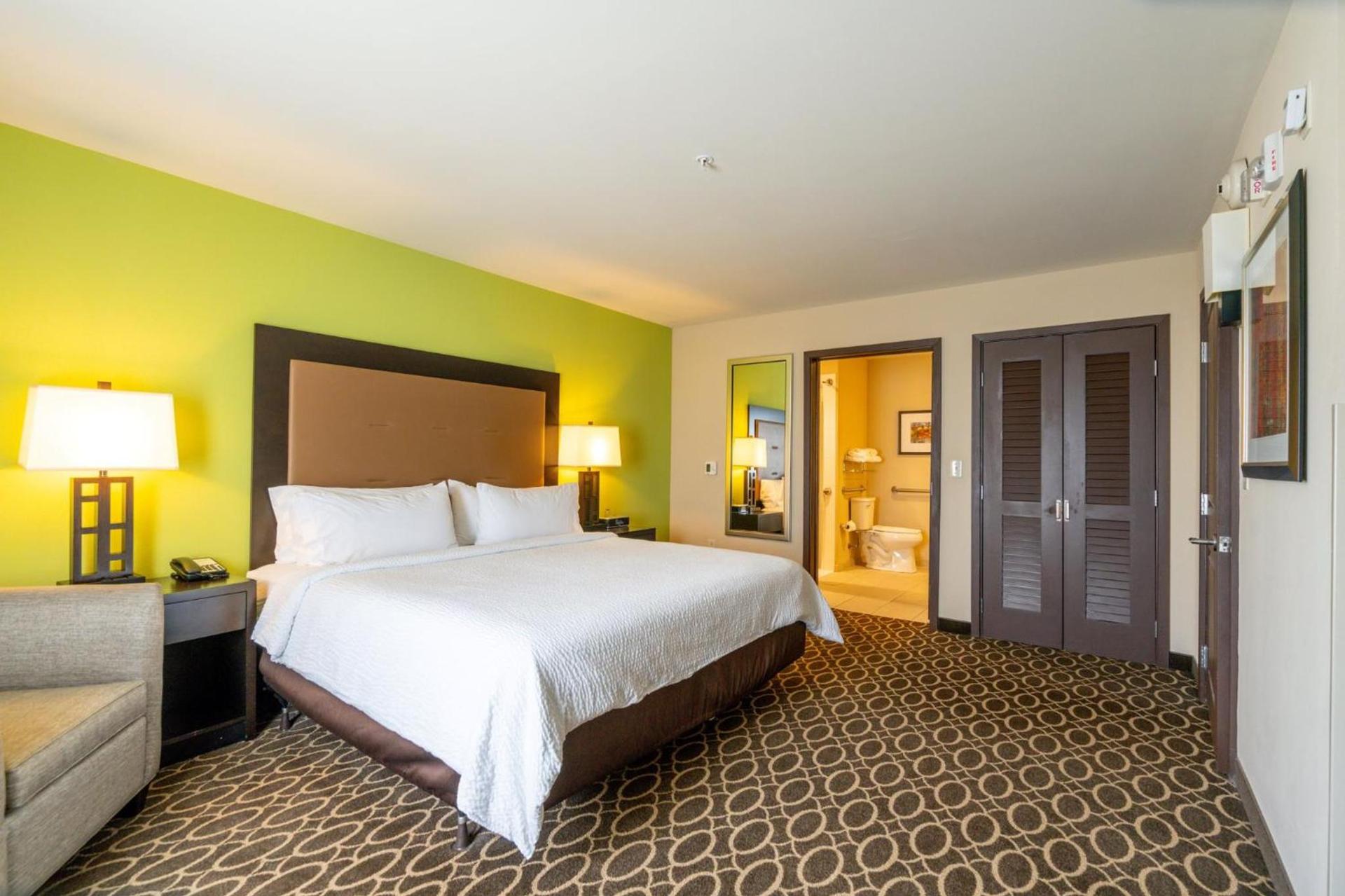 Holiday Inn Murfreesboro by IHG photo 81