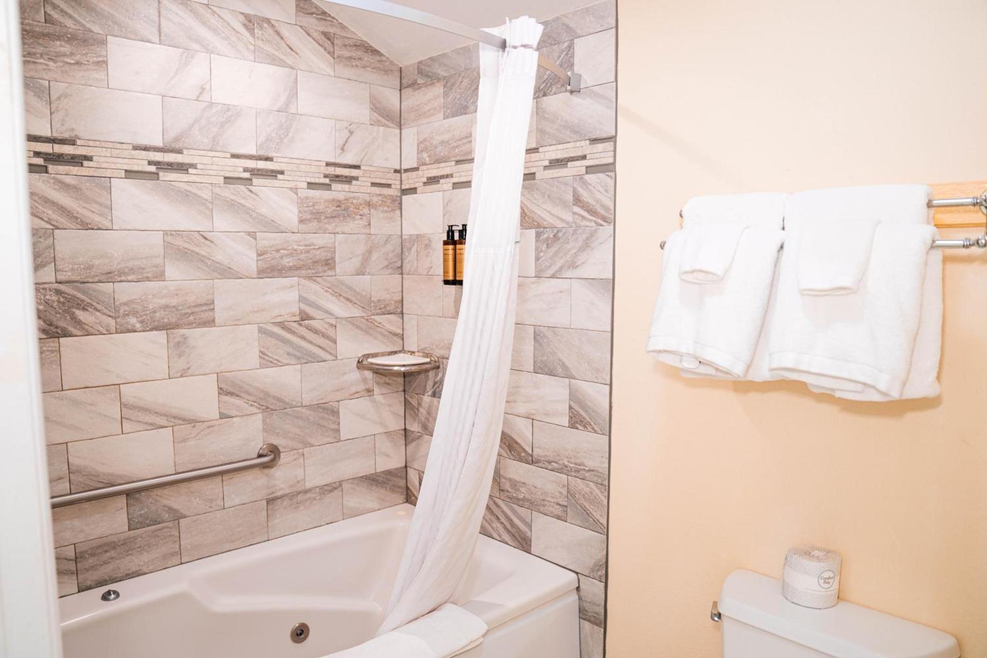 Salida Inn & Monarch Suites photo 33