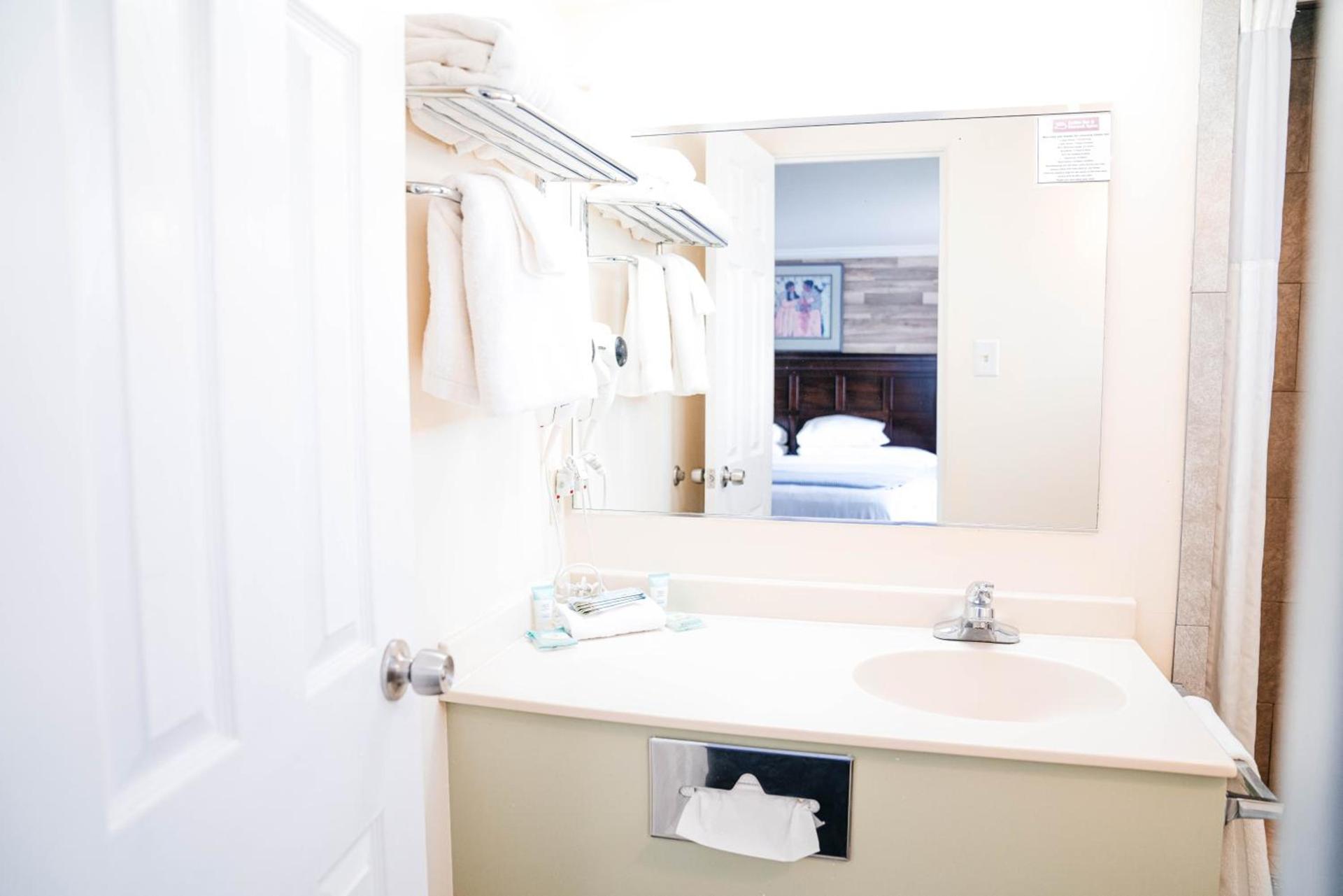 Salida Inn & Monarch Suites photo 48