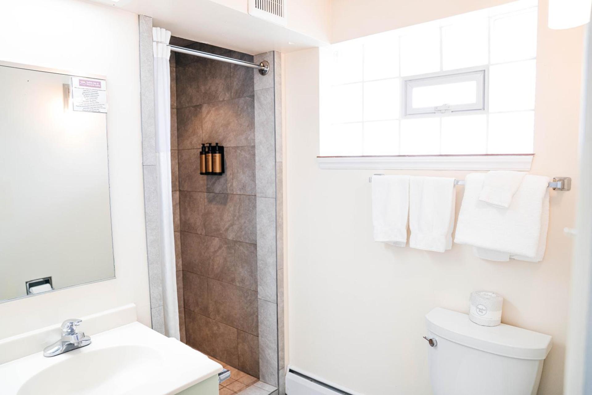 Salida Inn & Monarch Suites photo 45