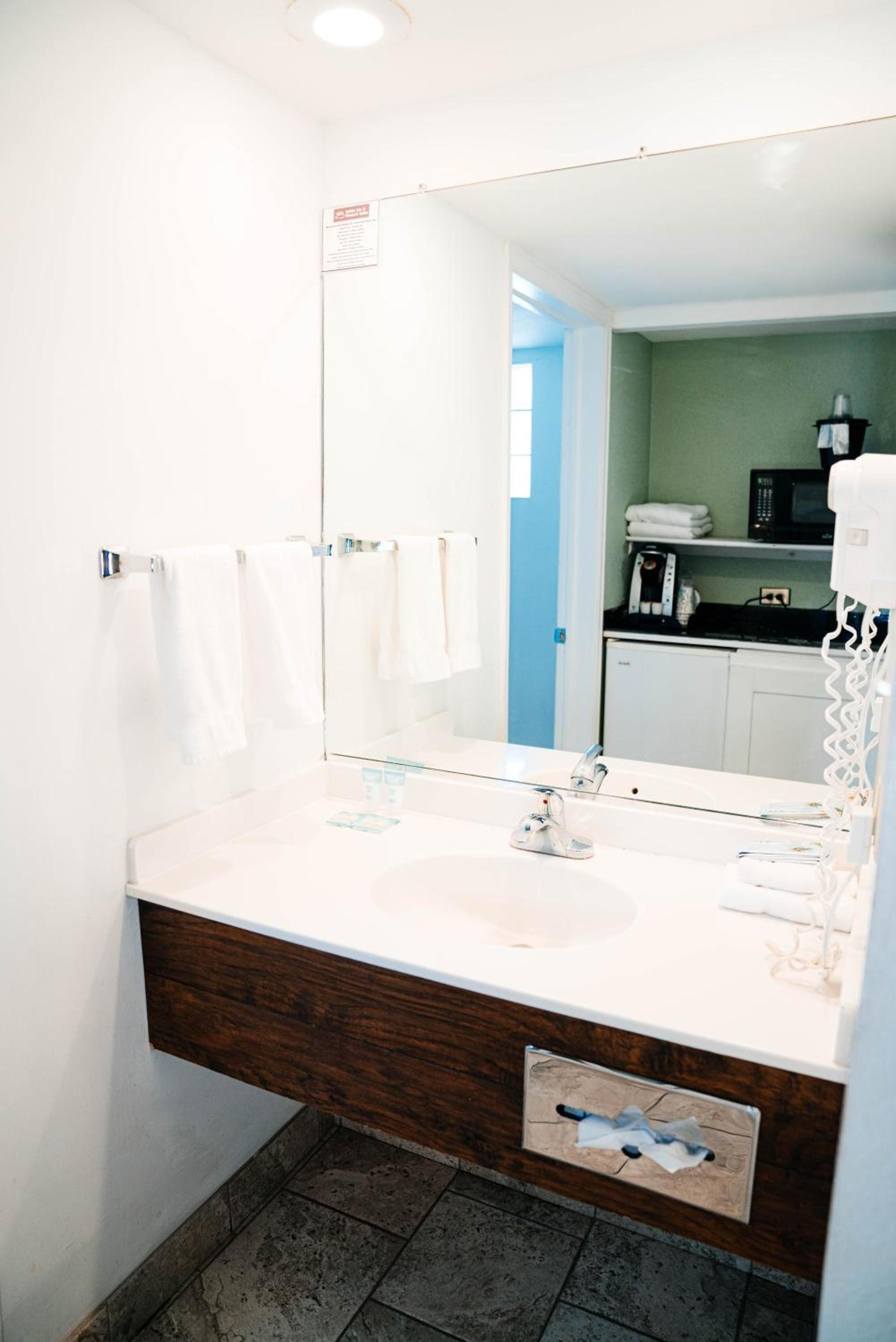 Salida Inn & Monarch Suites photo 50