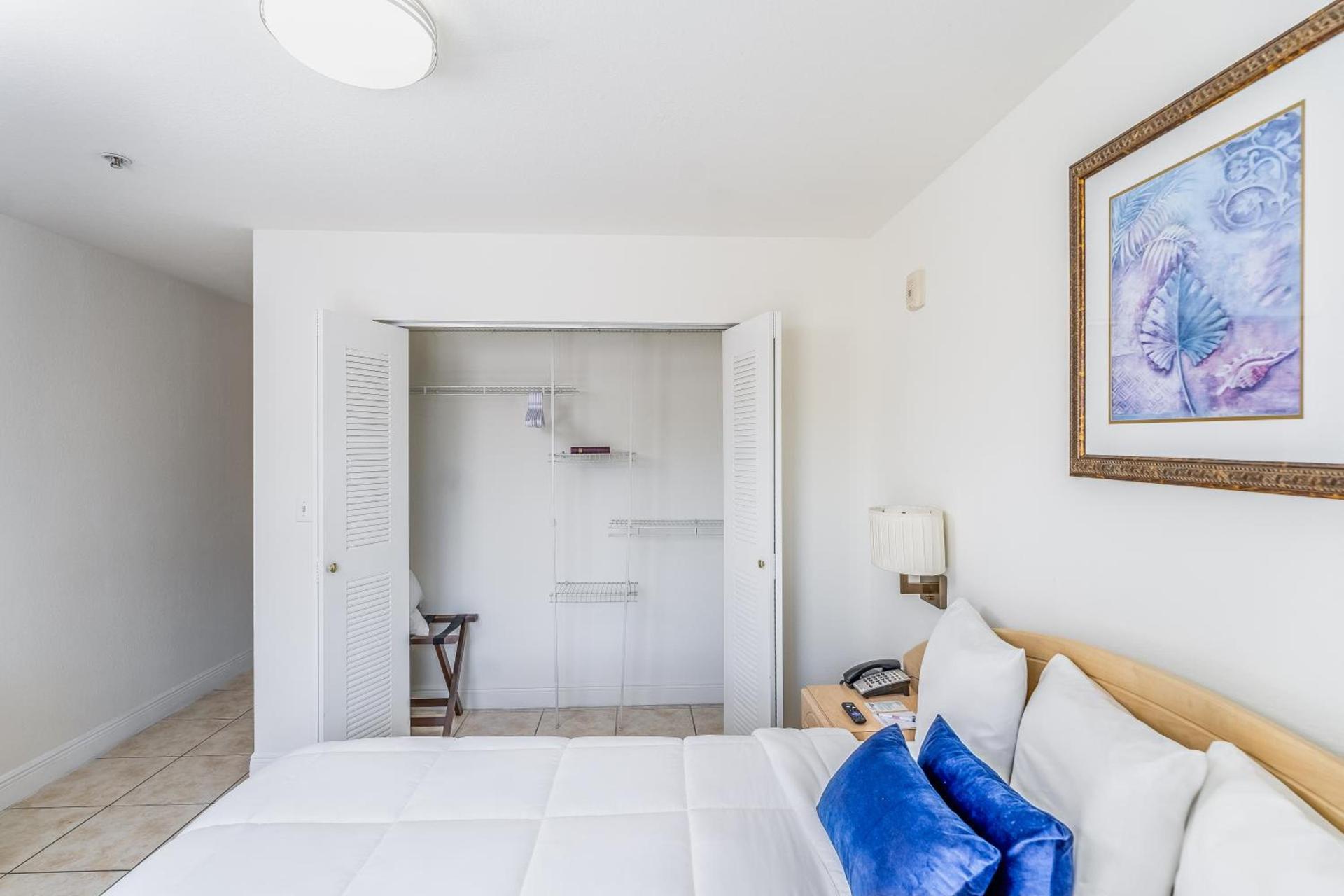 South River Suites photo 17