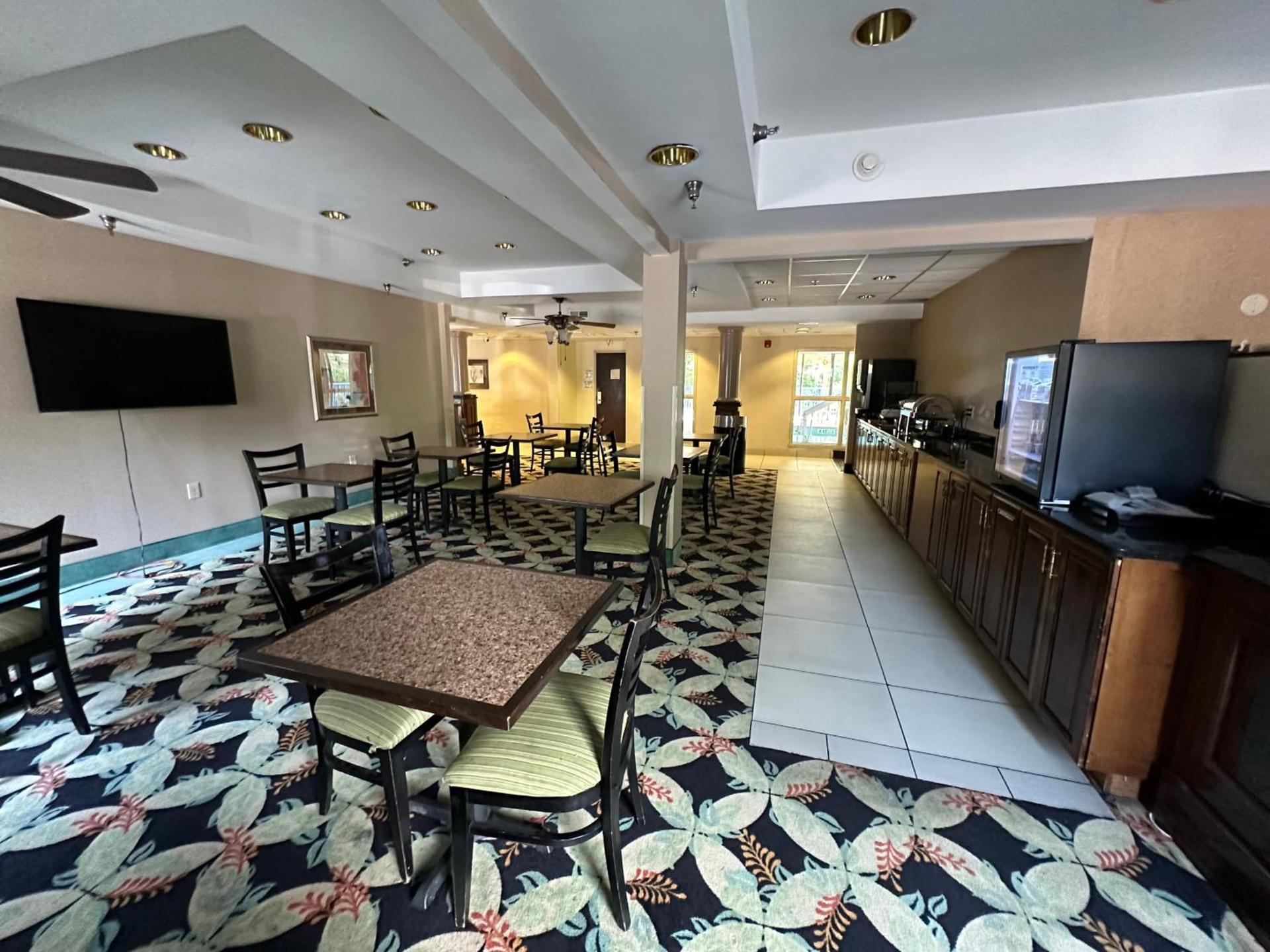 Country Inn & Suites by Radisson, Murrells Inlet, SC photo 27