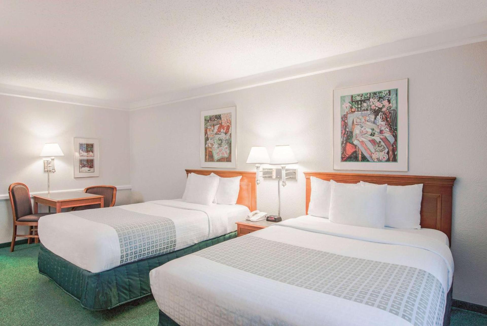 Baymont by Wyndham Indianapolis Airport Lynhurst photo 36