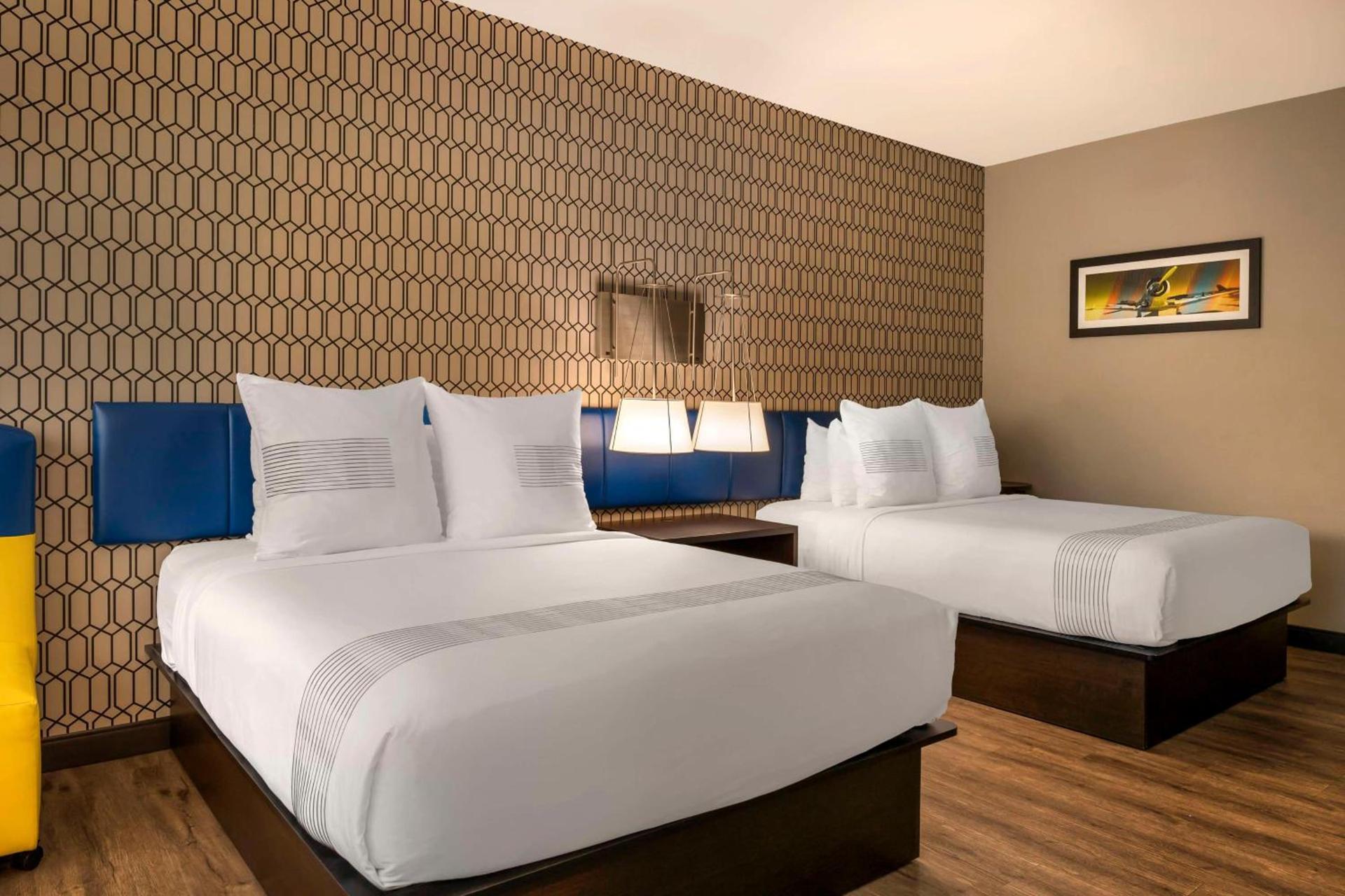 GLo Hotel Asheville-Blue Ridge Parkway photo 23