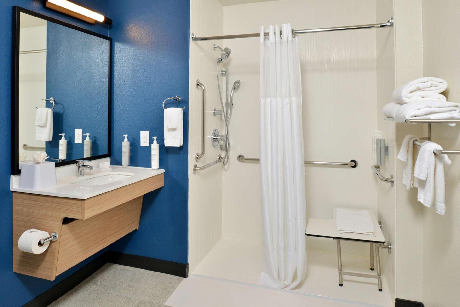 Spark By Hilton Dallas Medical District Love Field photo 56