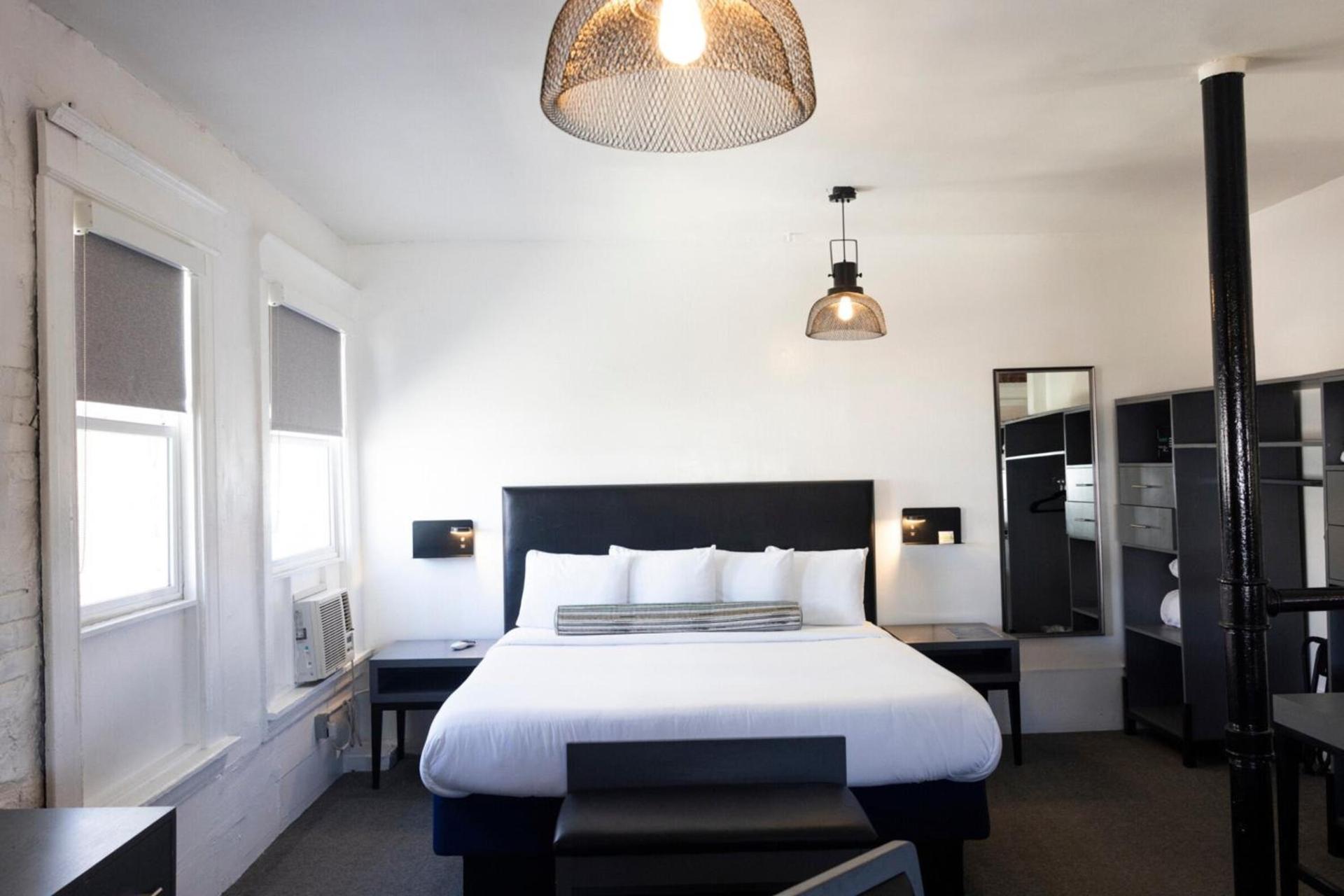 American Hotel photo 10