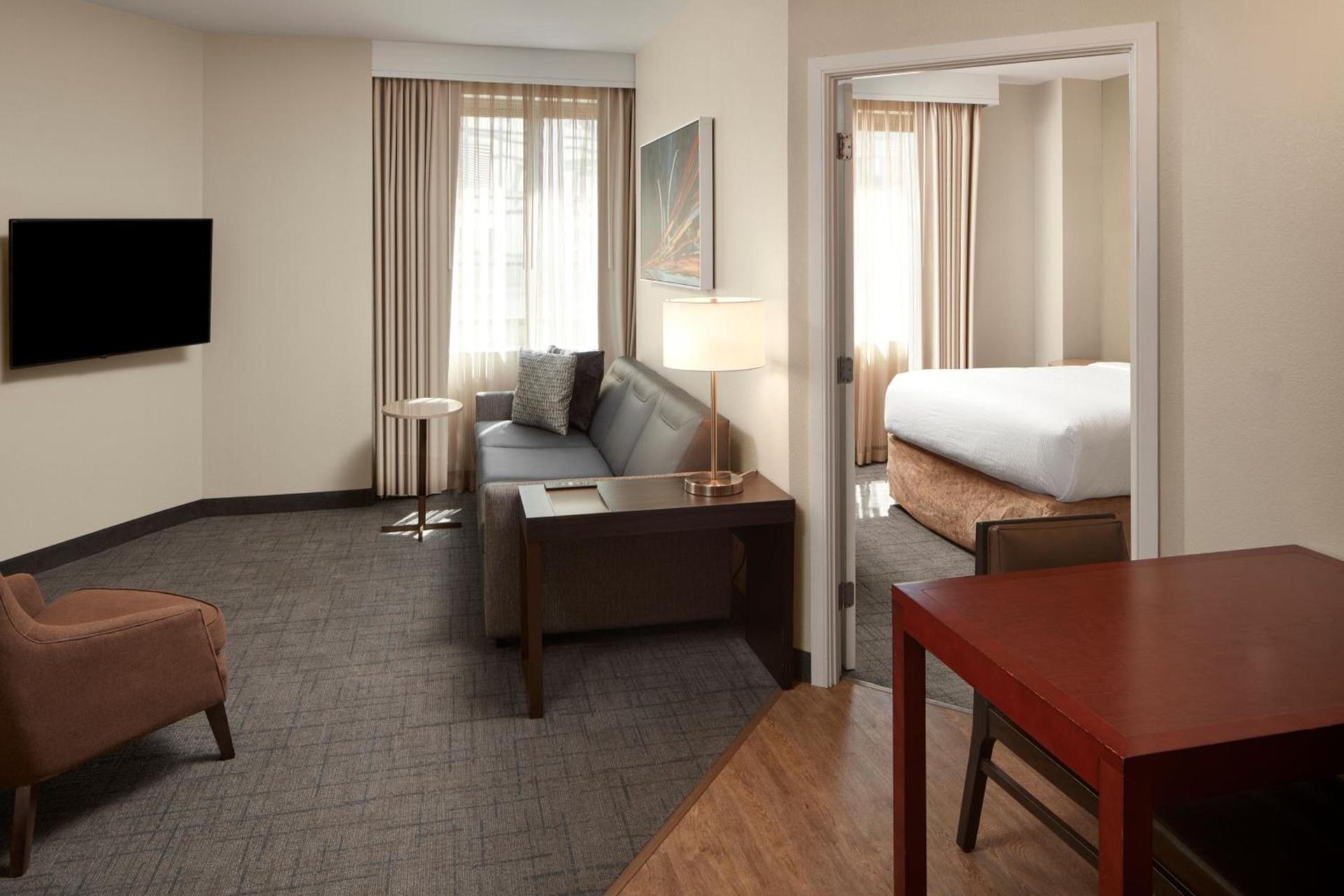Residence Inn Arlington Courthouse photo 16