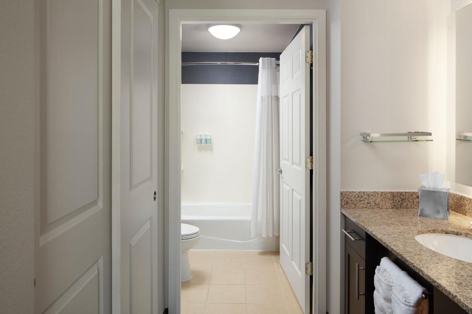 Residence Inn Arlington Courthouse photo 20