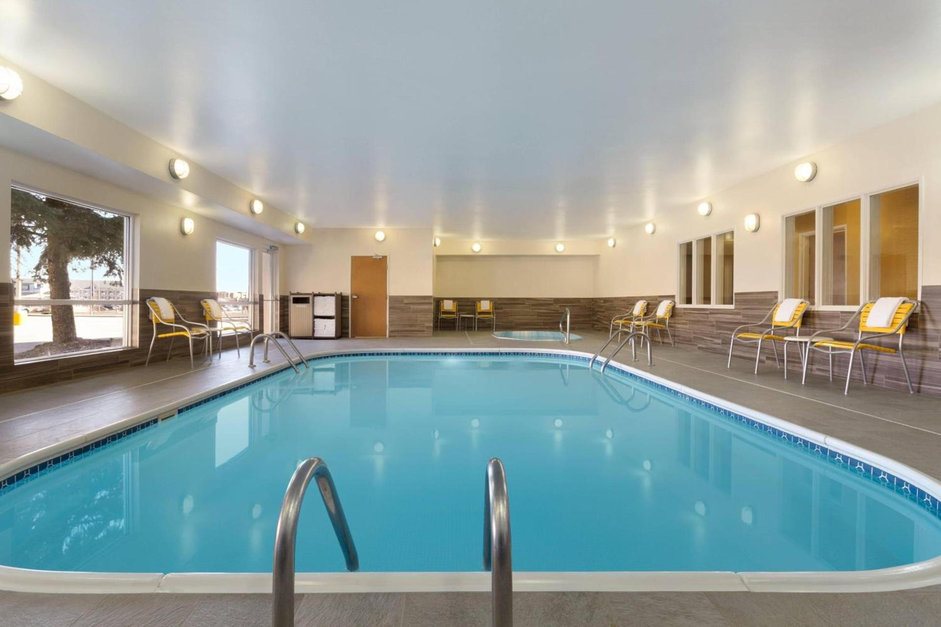 Fairfield Inn & Suites Bismarck North photo 20