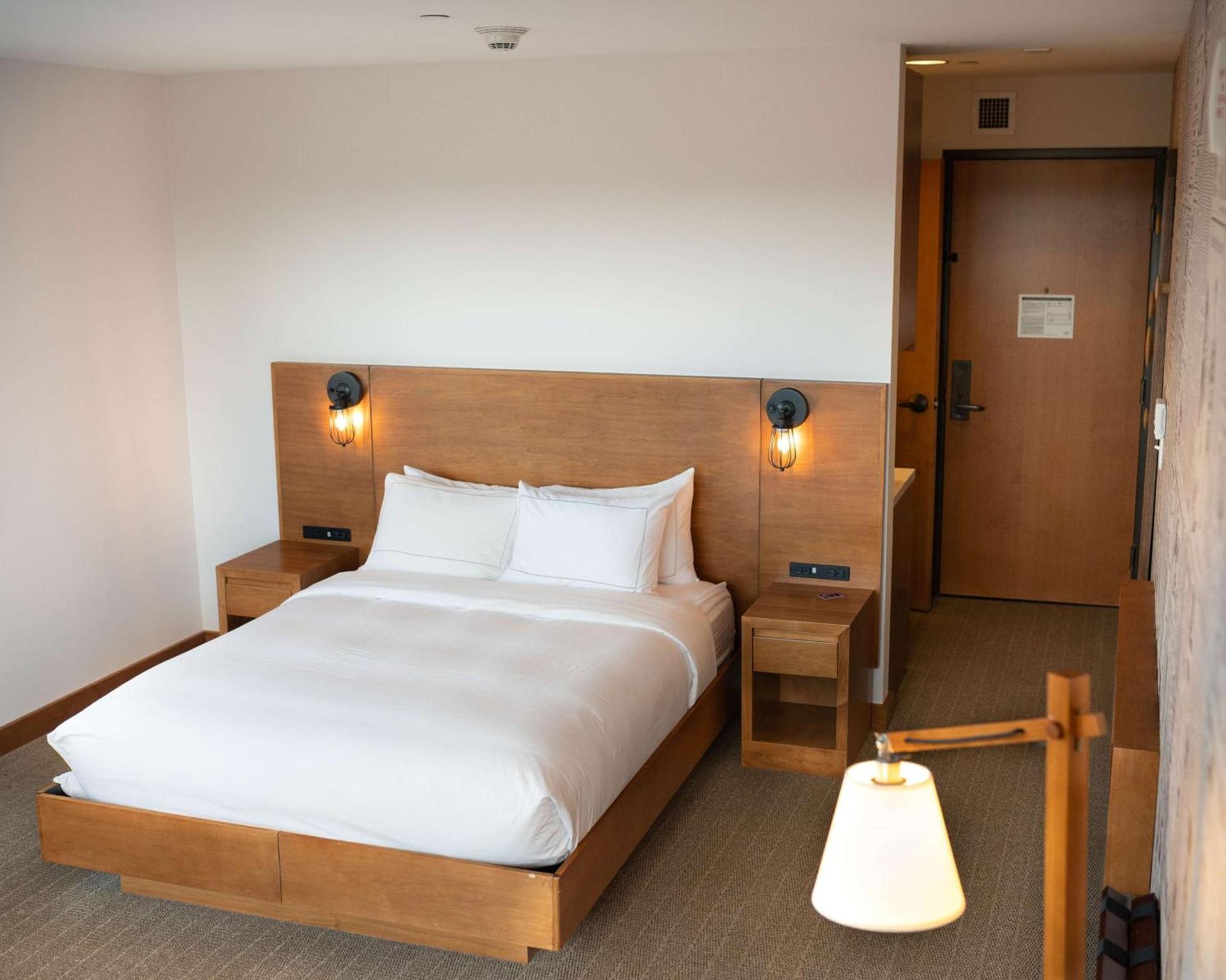 The Lismore Hotel Eau Claire - a DoubleTree by Hilton photo 33